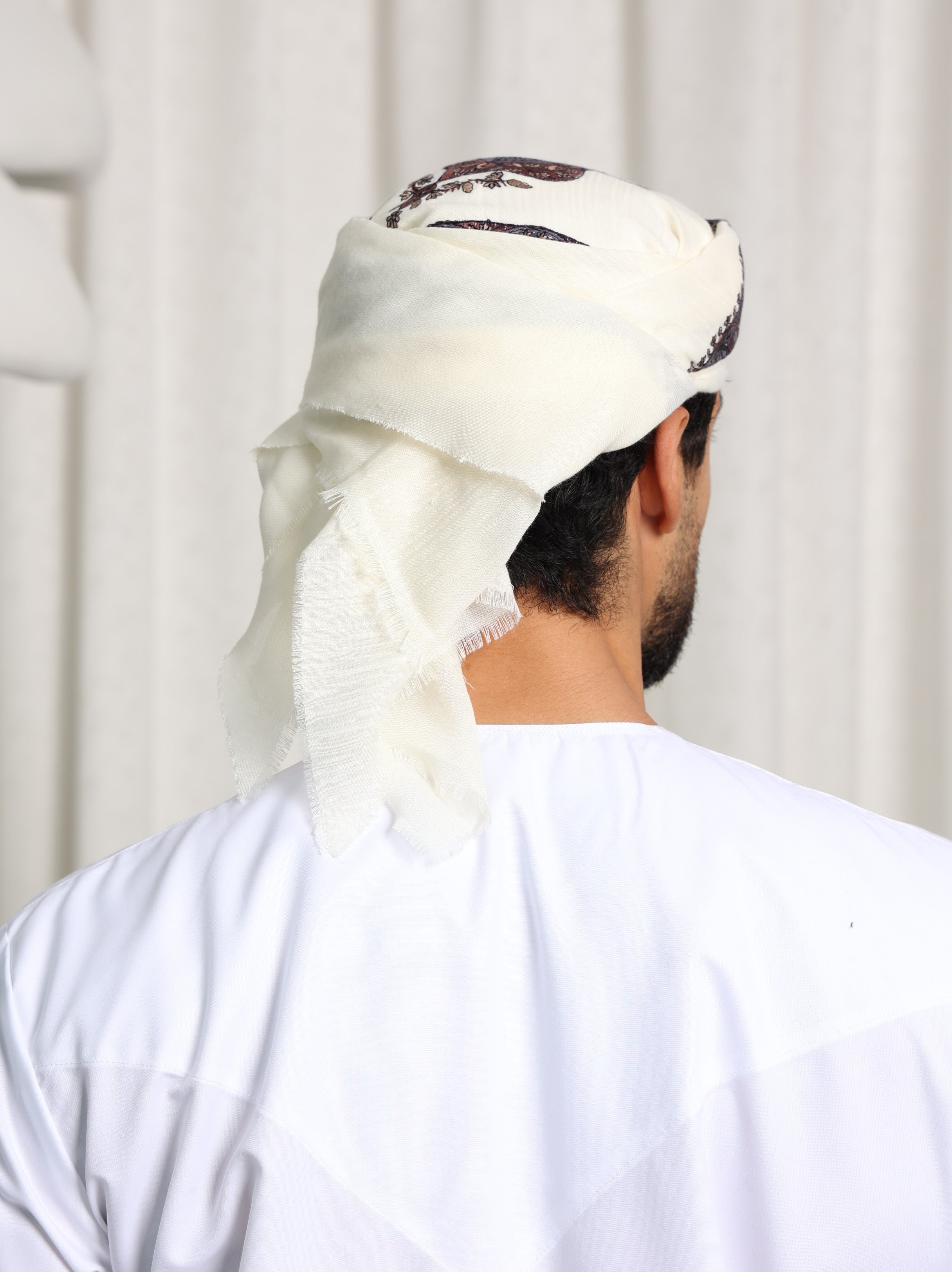 Mens Cream Ready Made Yemeni Shemagh