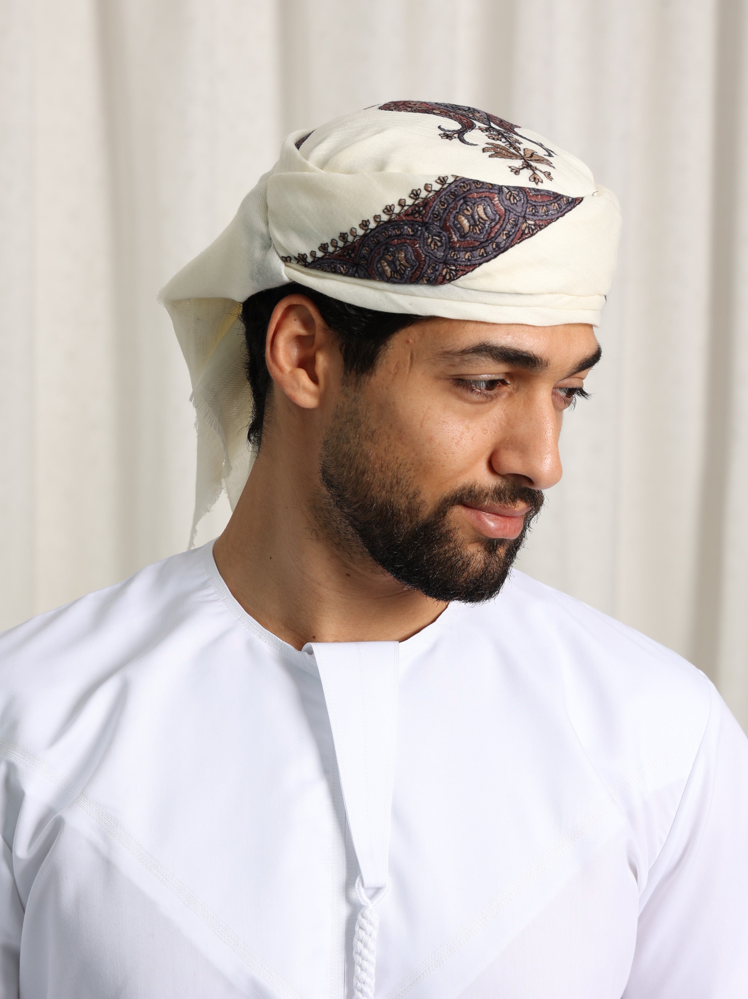 Ready Made Pre-Wrapped & Stitched Shemagh