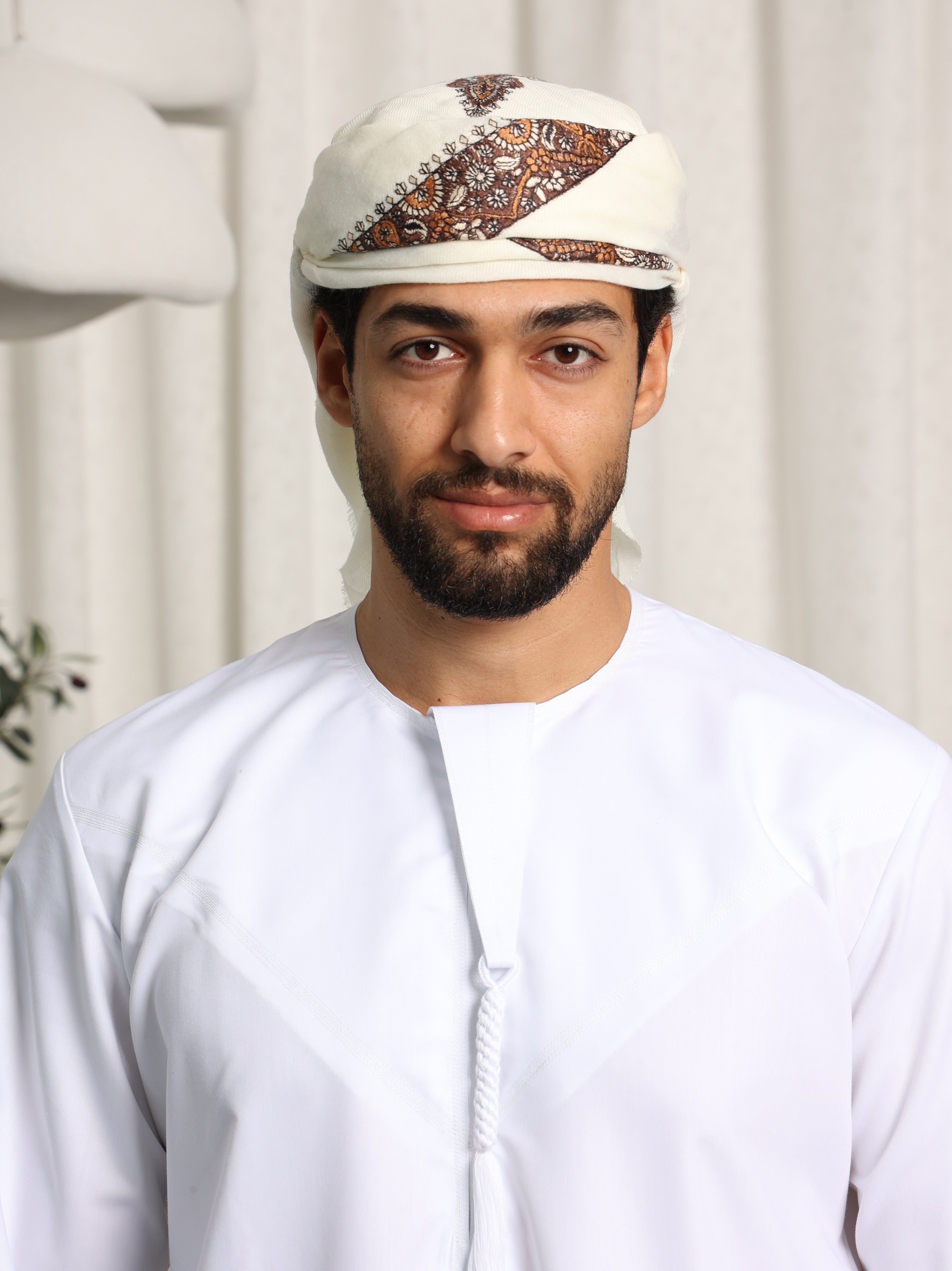 Ready Made Pre-Wrapped & Stitched Shemagh