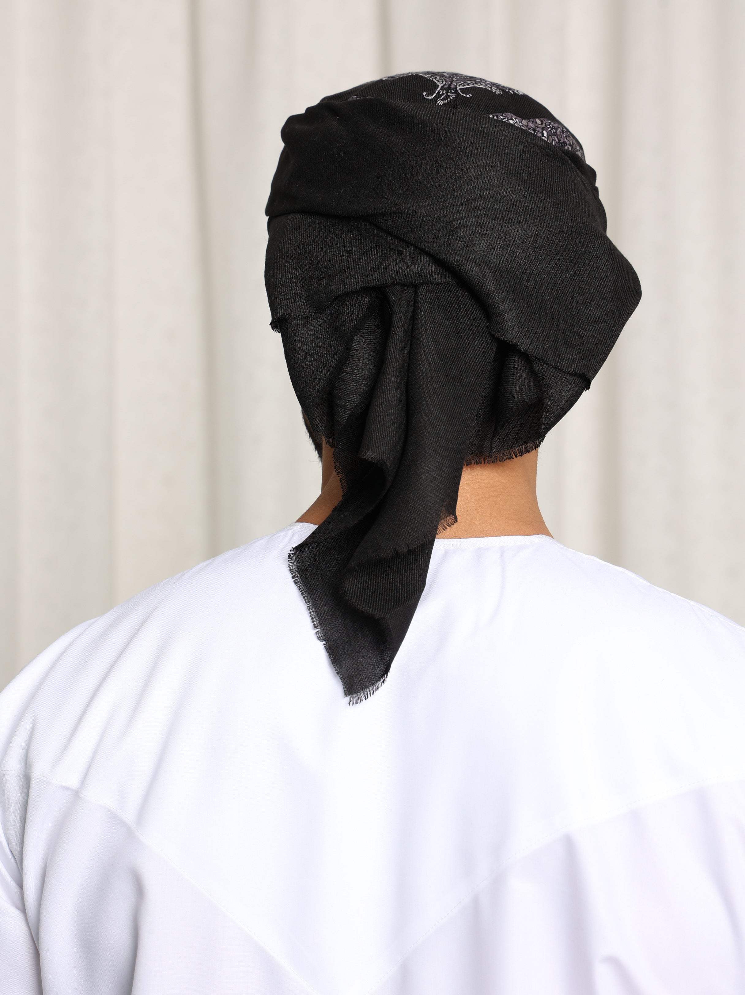 Mens Black Ready Made Yemeni Shemagh