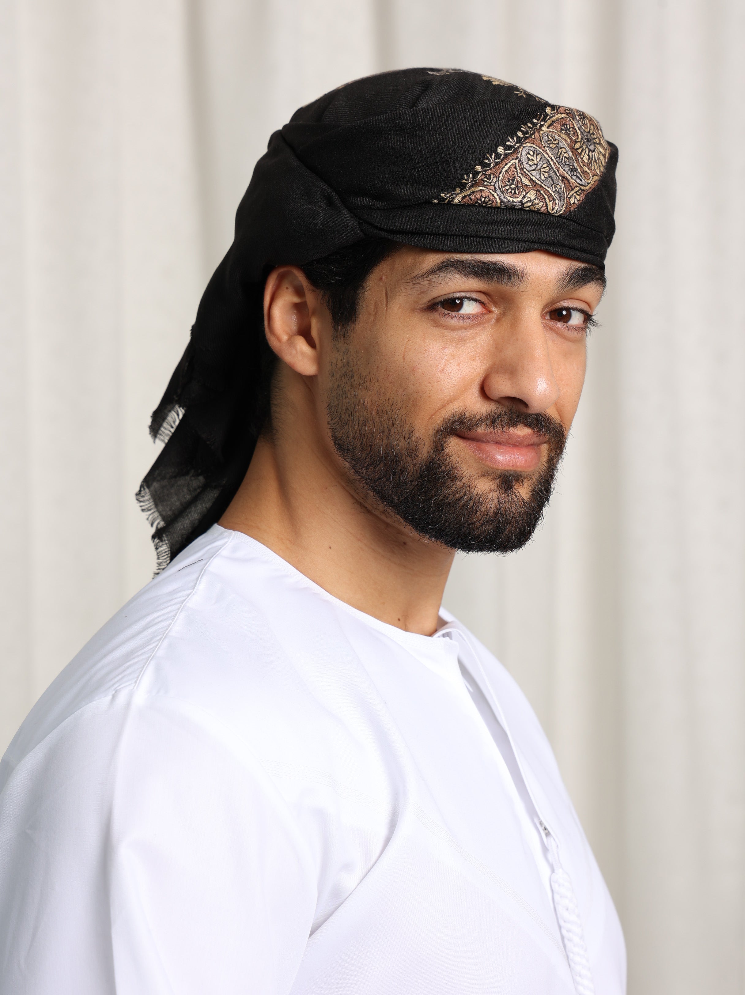 Mens Black Ready Made Yemeni Shemagh