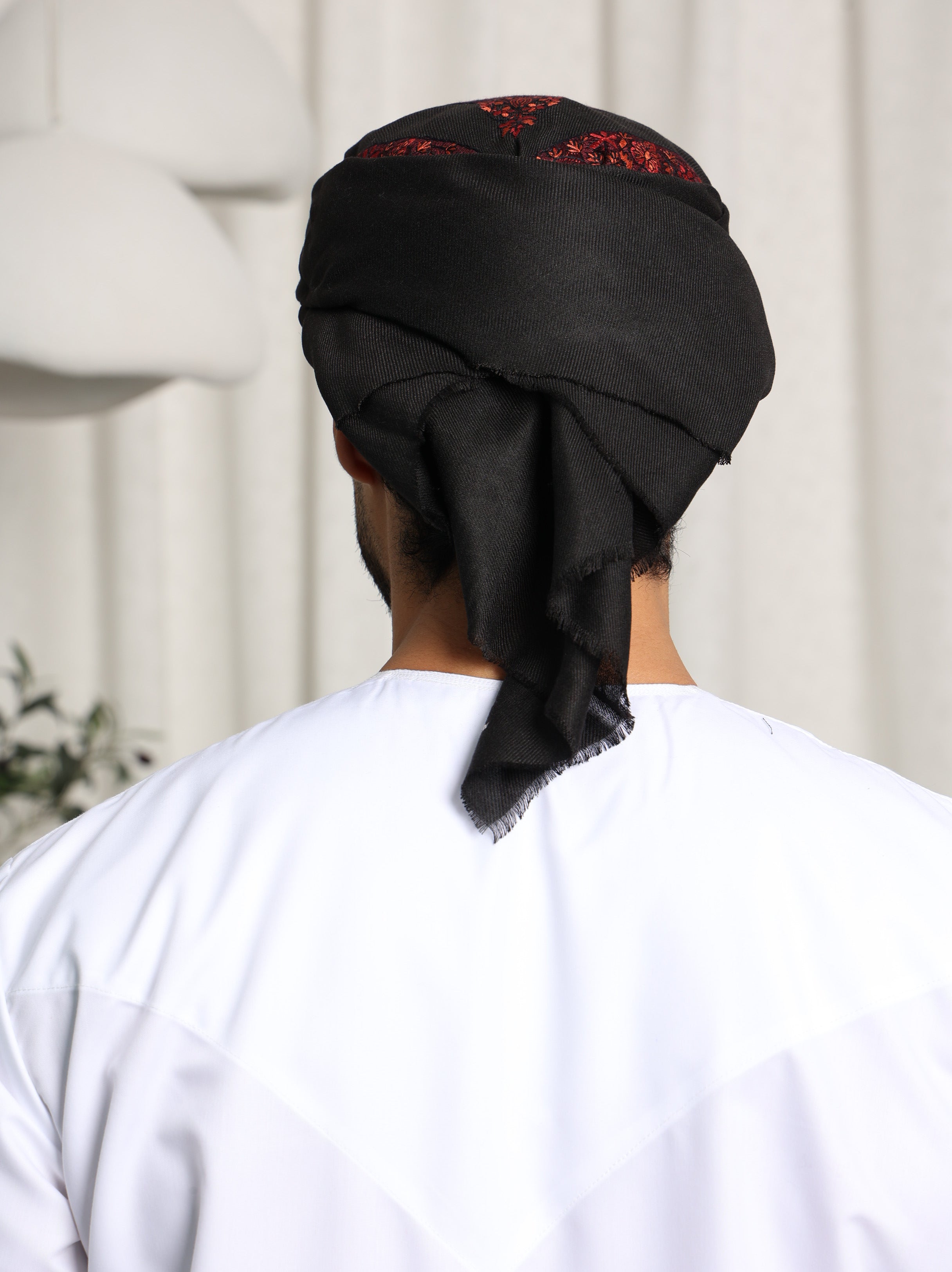 Mens Black Ready Made Yemeni Shemagh