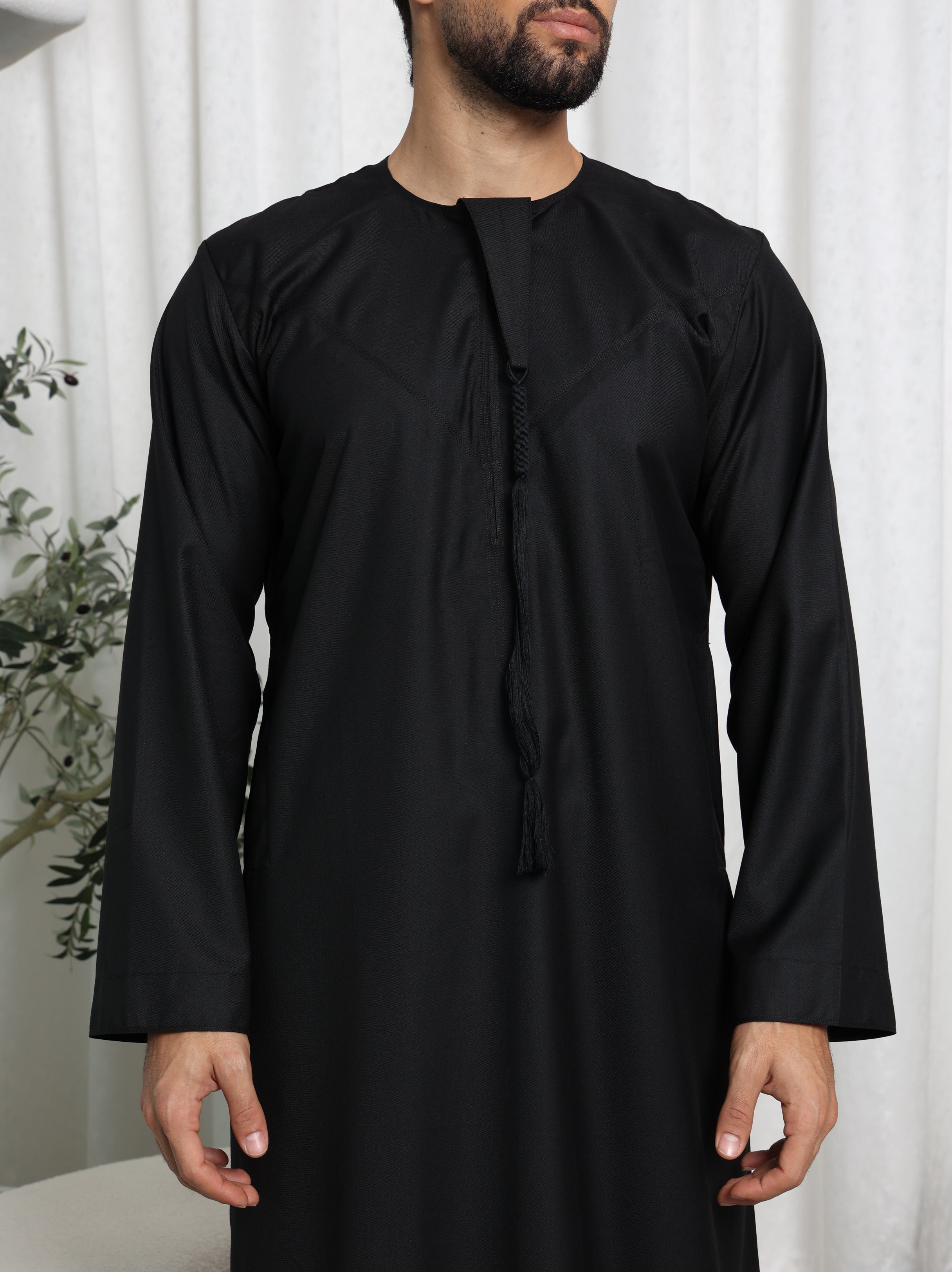 Premium Black Emirati Thobe