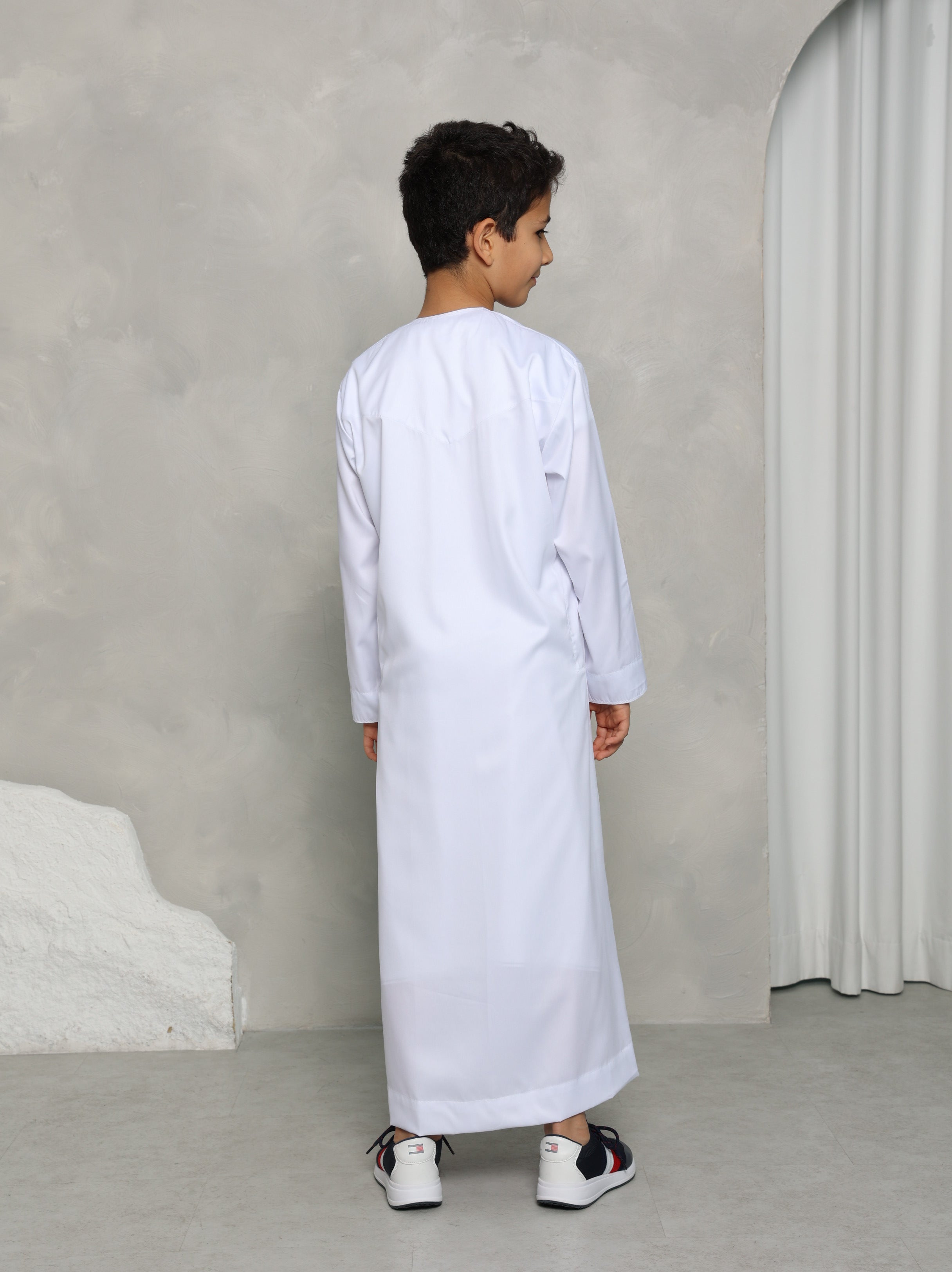 Kids White Emirati Thobe