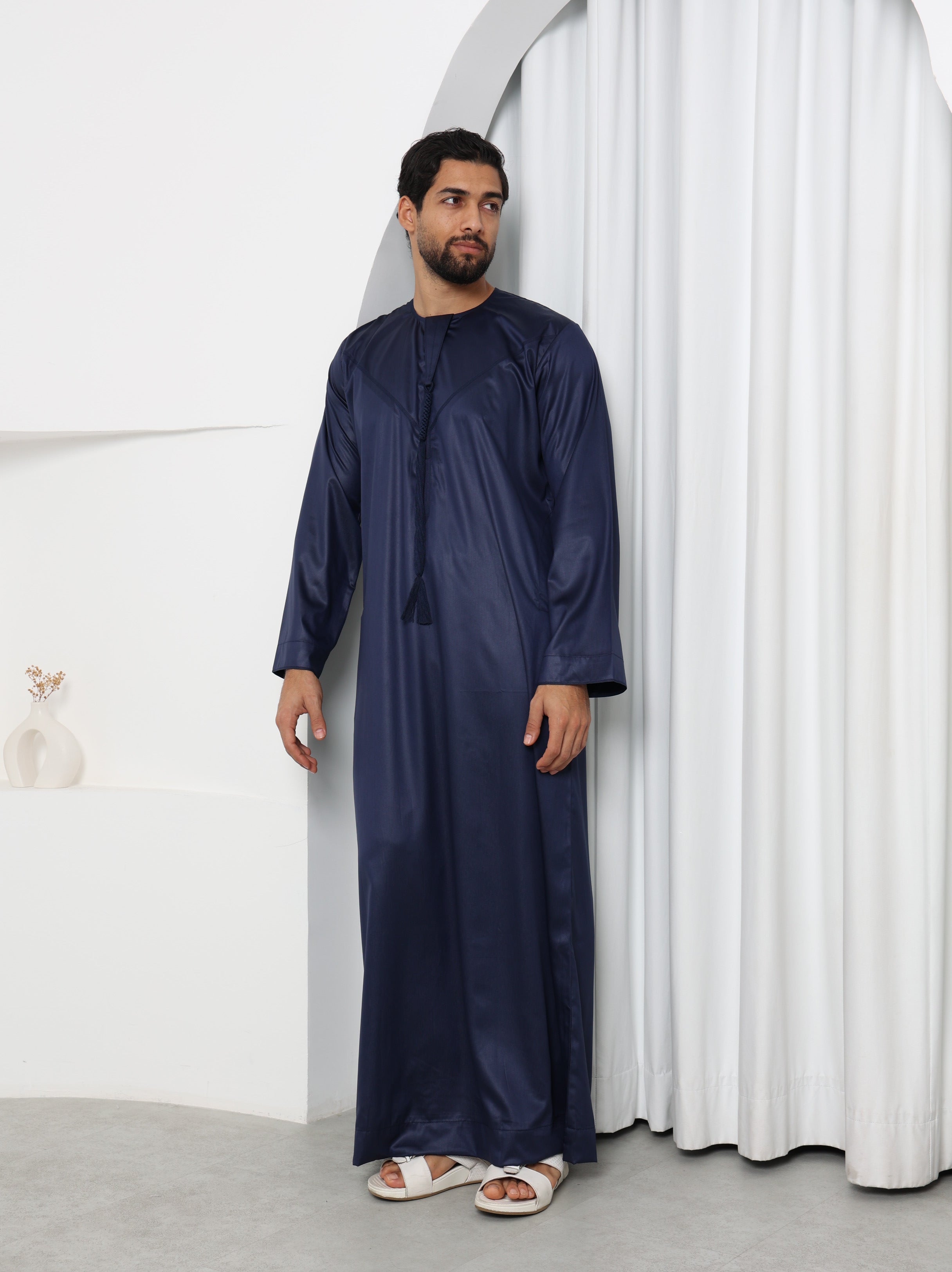 Navy Emirati Thobe