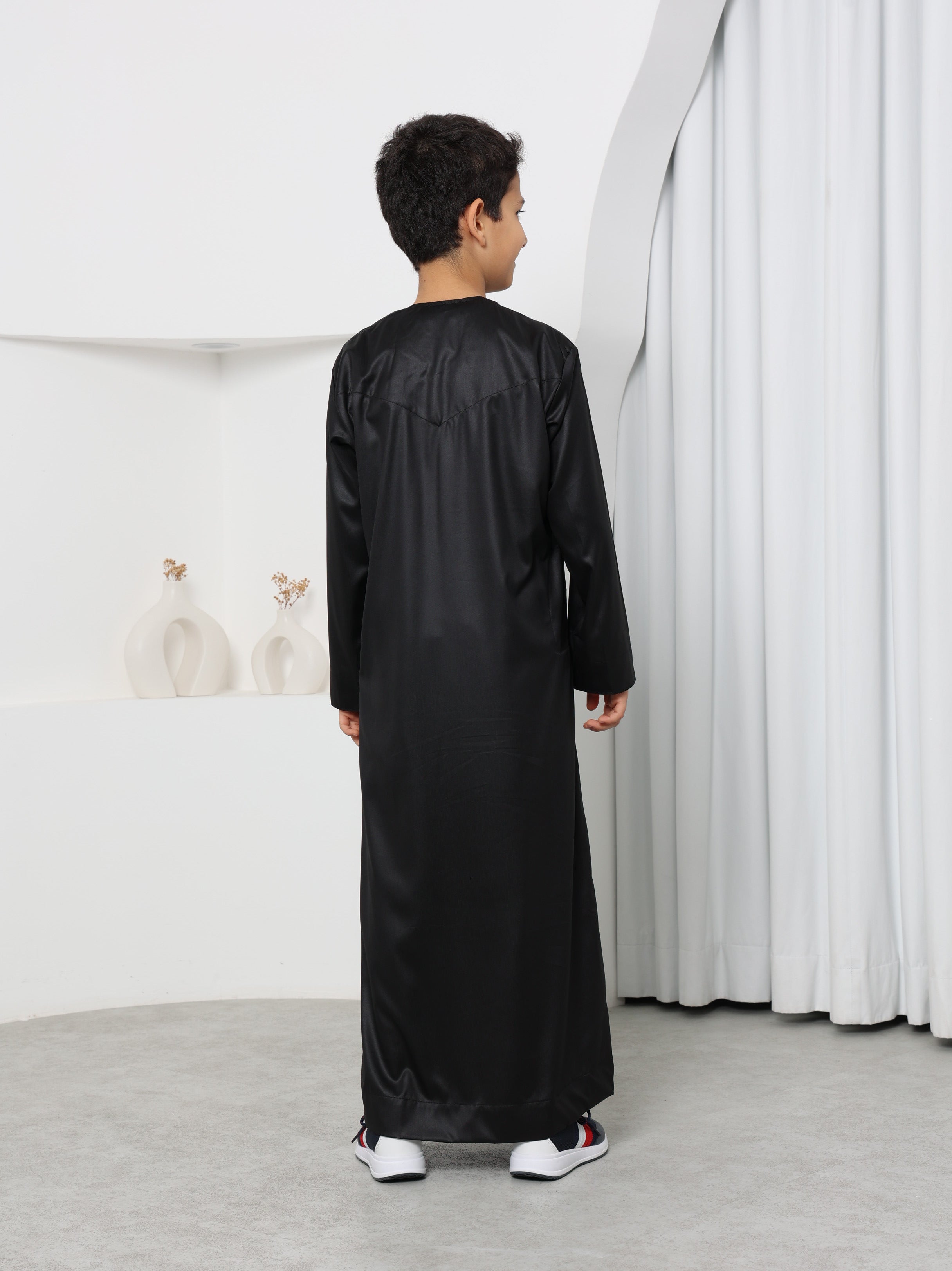 Kids Black Emirati Thobe
