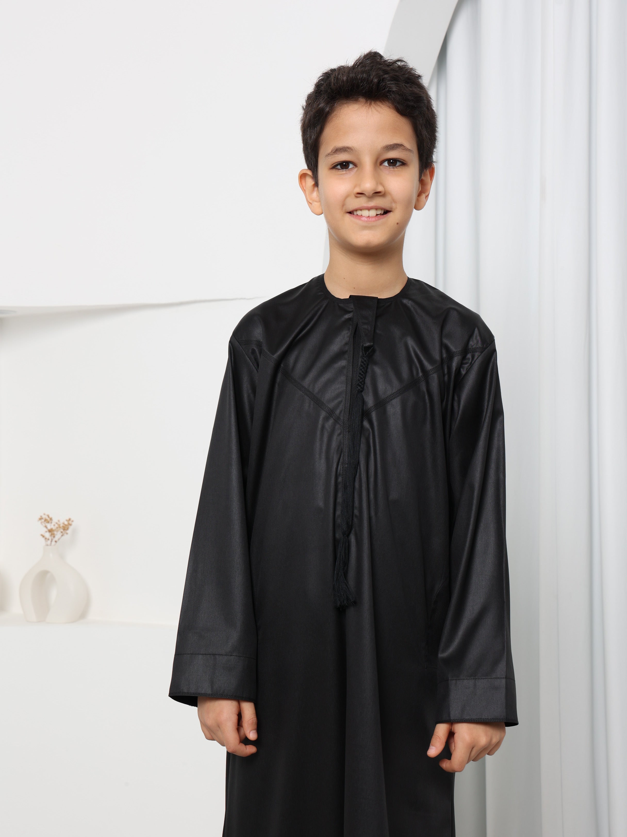 Kids Black Emirati Thobe