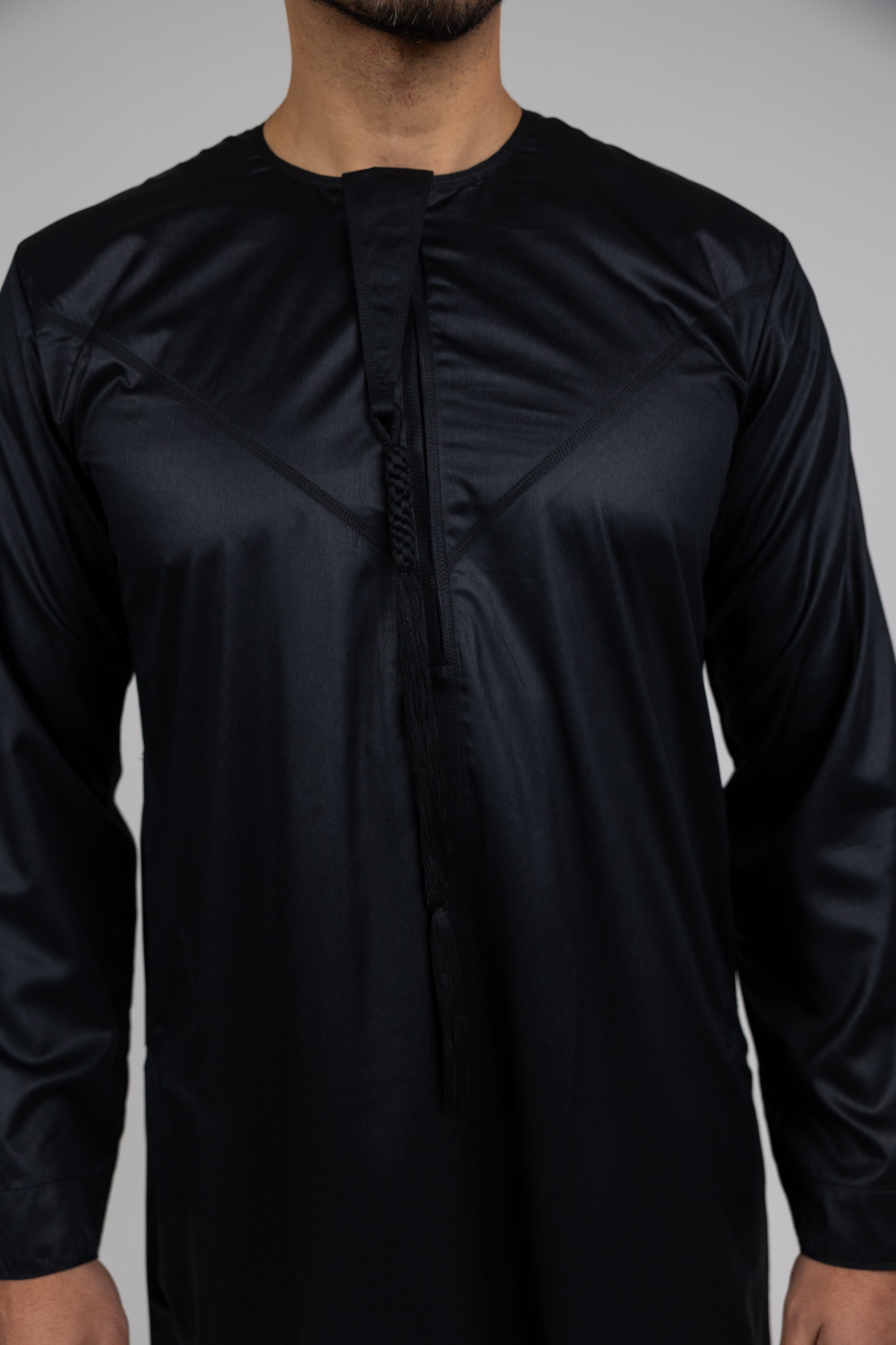 Black Emirati Thobe