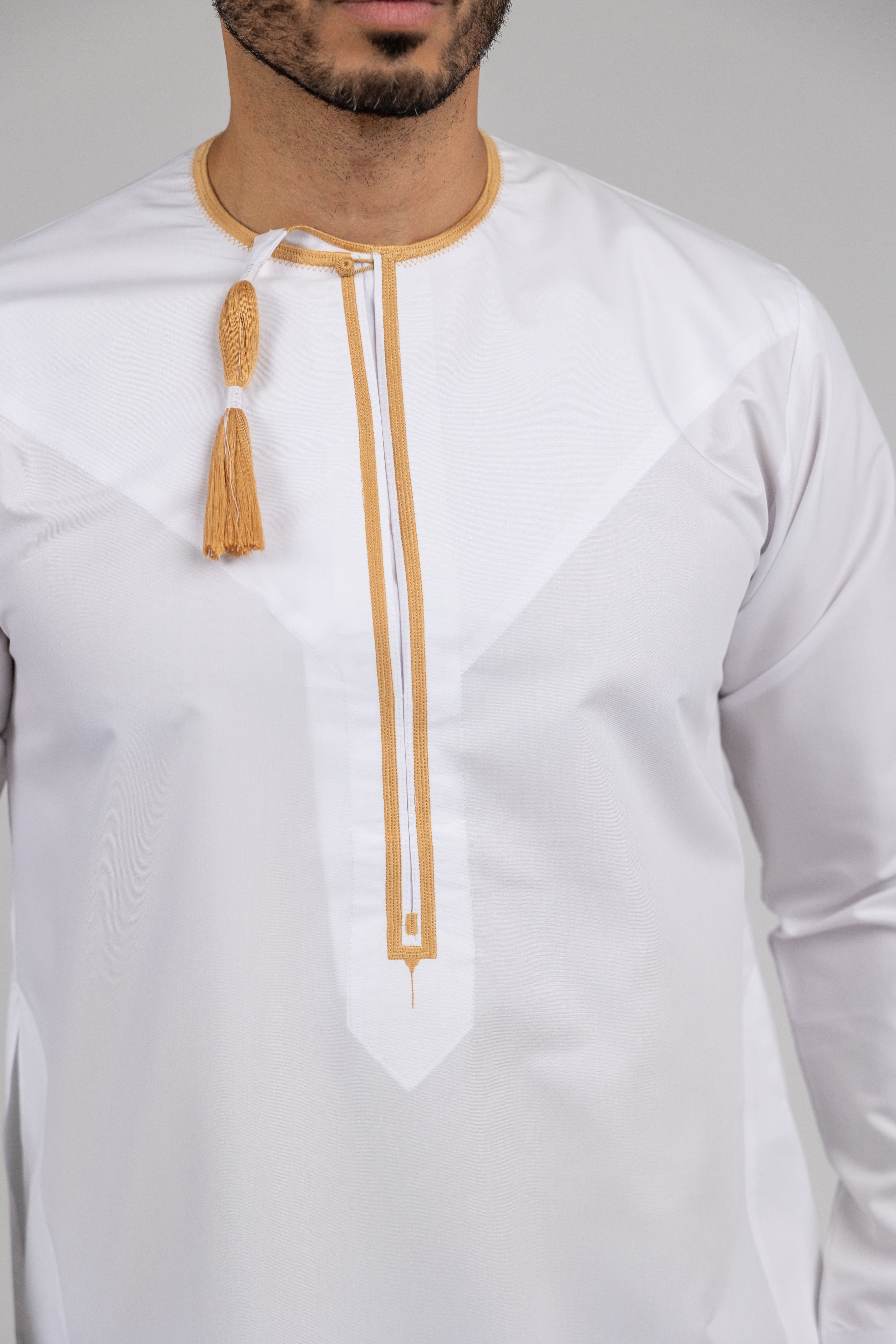 White & Gold Omani Thobe