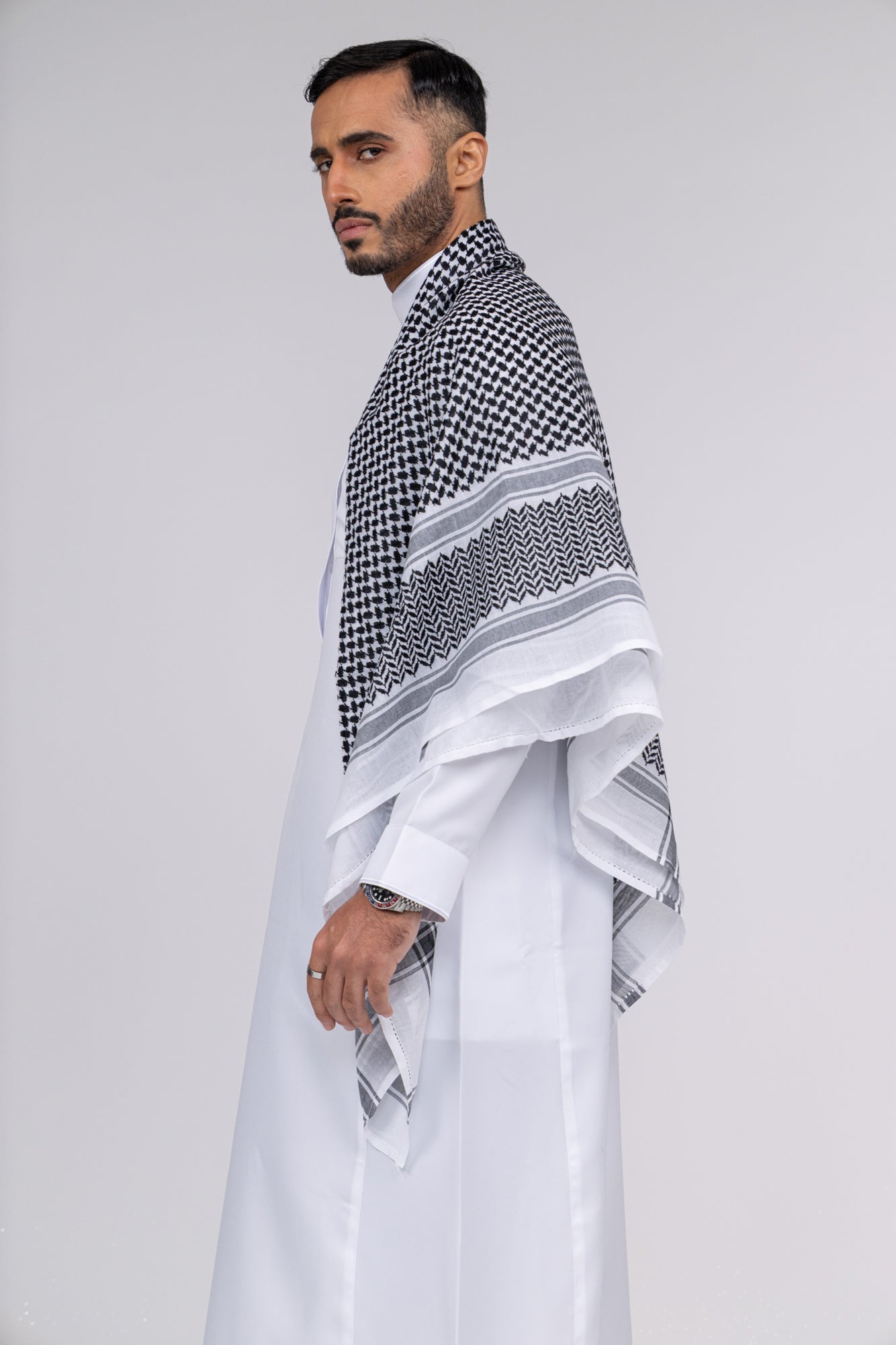 Black and White Arab Shemagh Headscarf