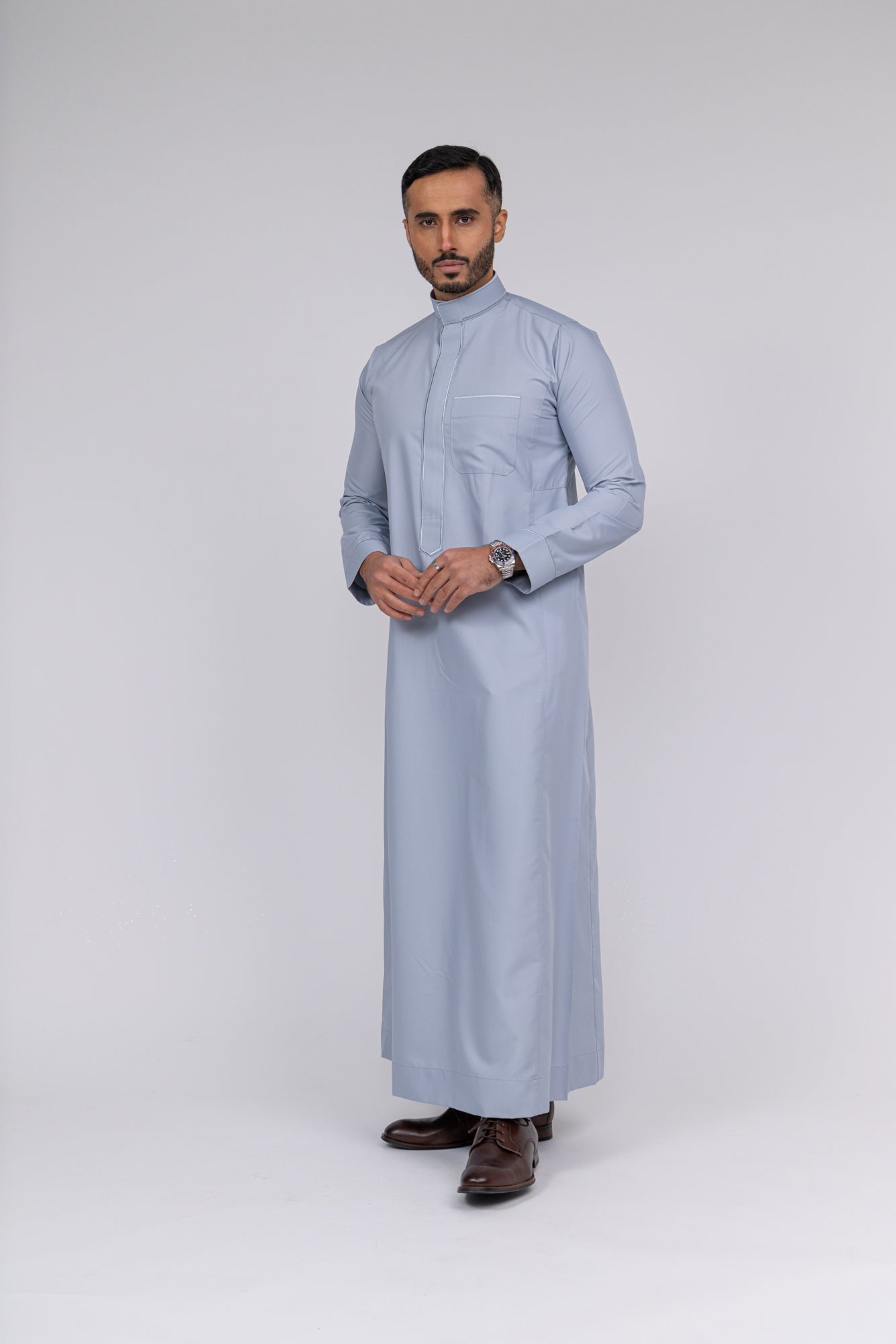 Silver Al-Aseel Embroidered Thobe