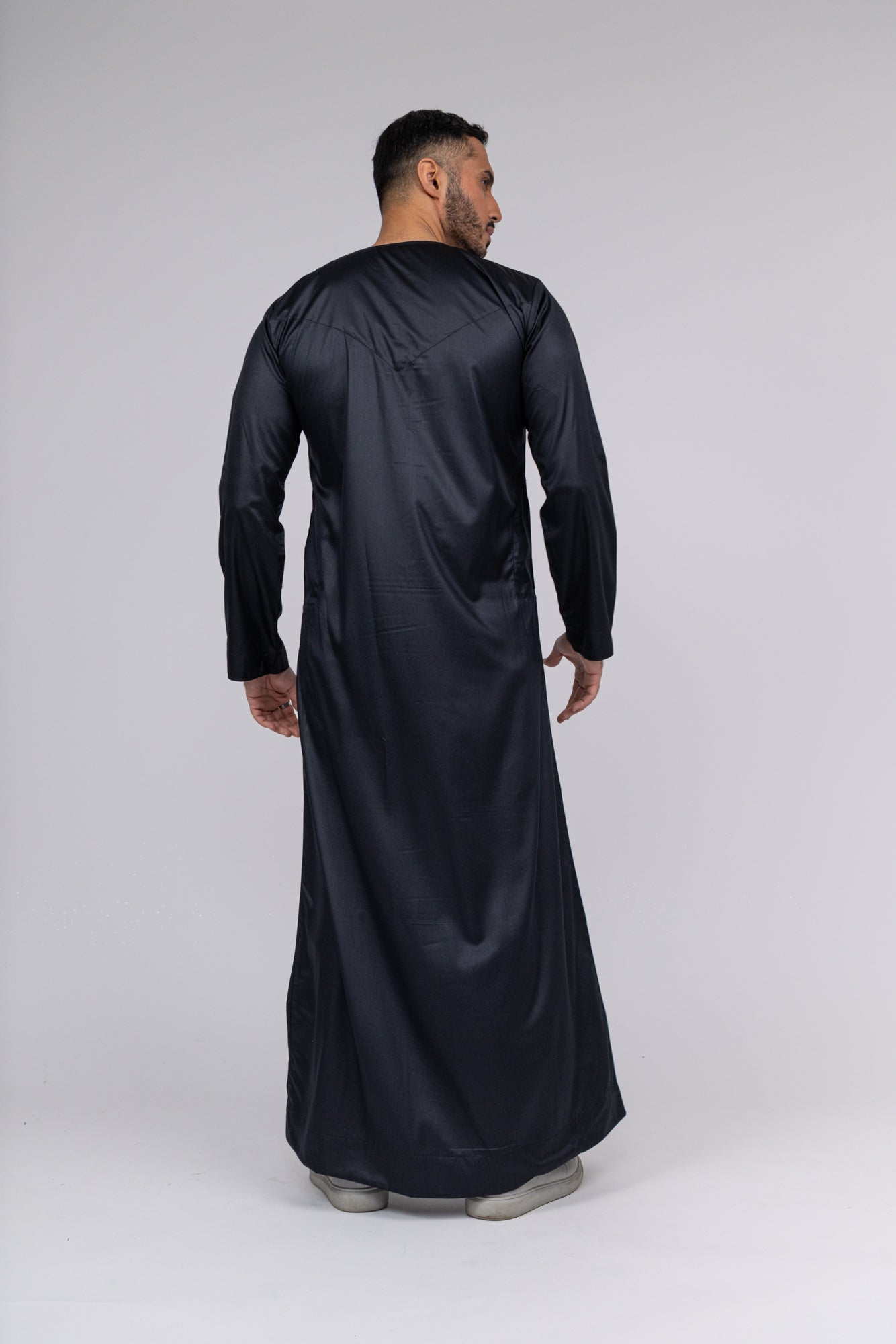 Black Emirati Thobe