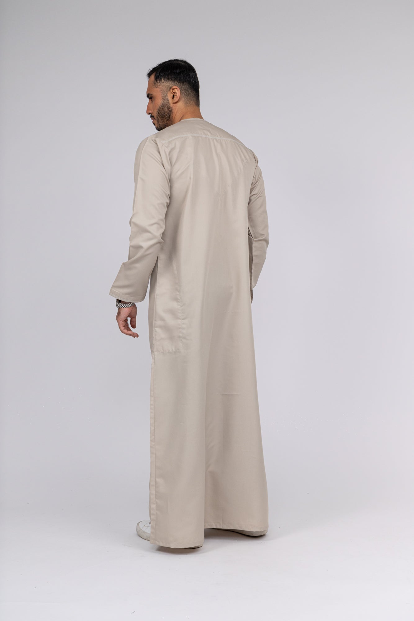 Beige Omani Thobe
