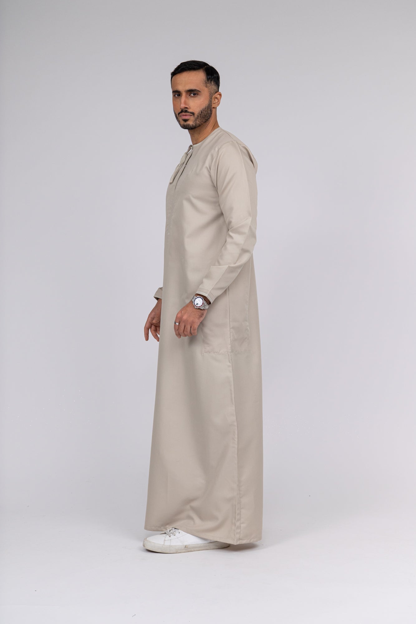 Beige Omani Thobe
