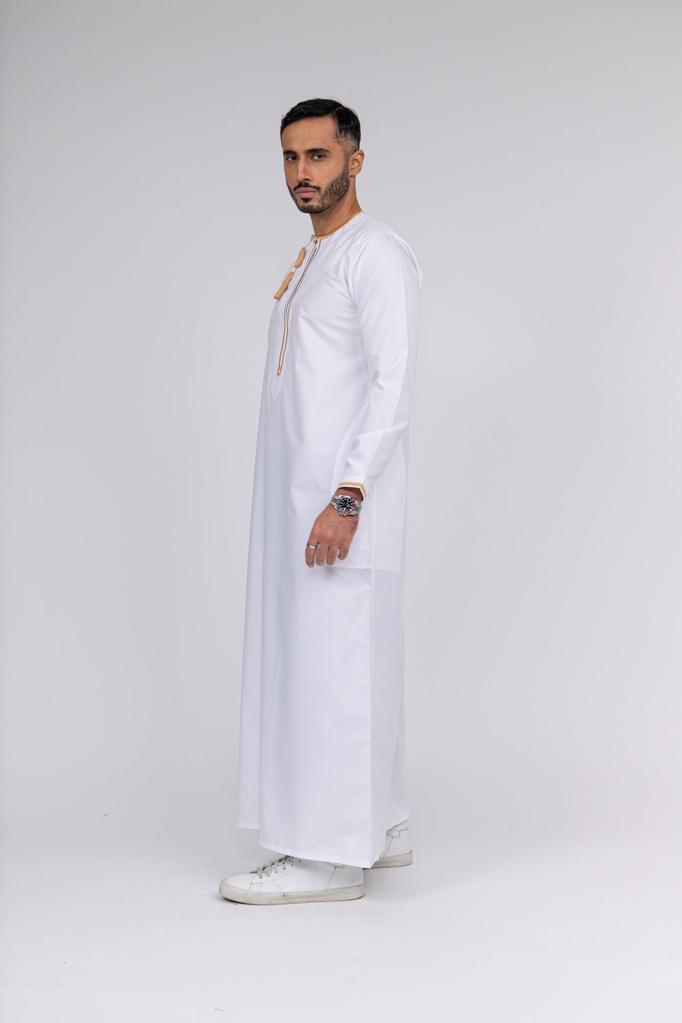 White & Gold Omani Thobe