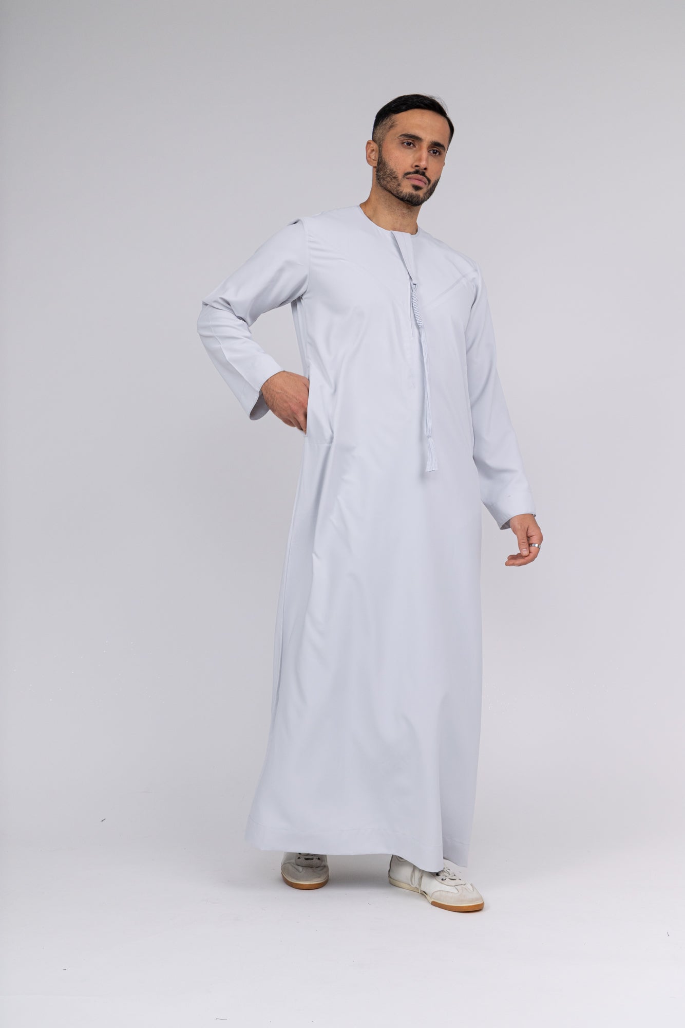Classic Stone Grey Emirati Thobe