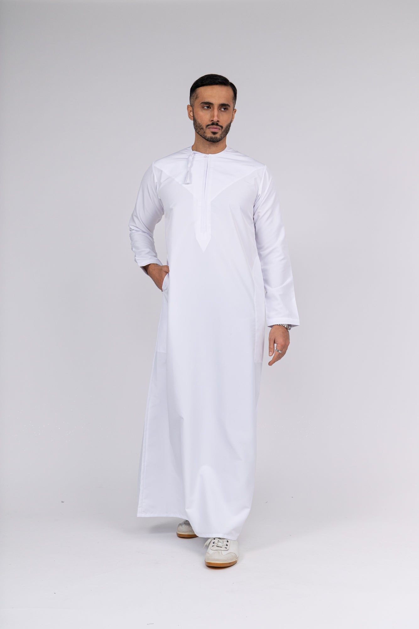 White Omani Thobe