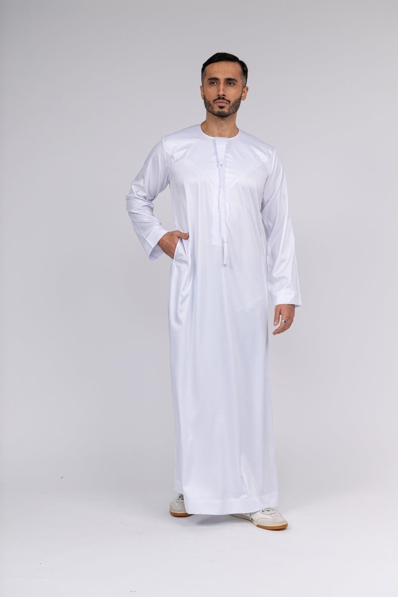 White Emirati Thobe