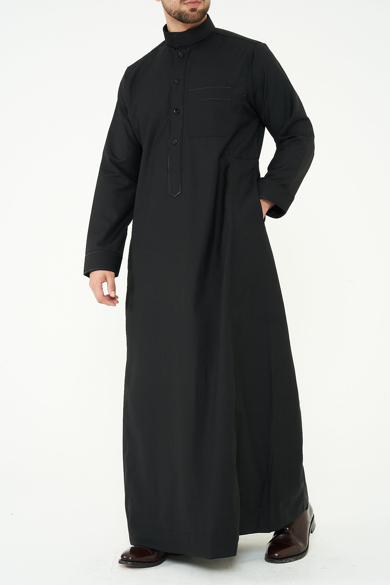 Black Al-Aseel Embroidered Thobe