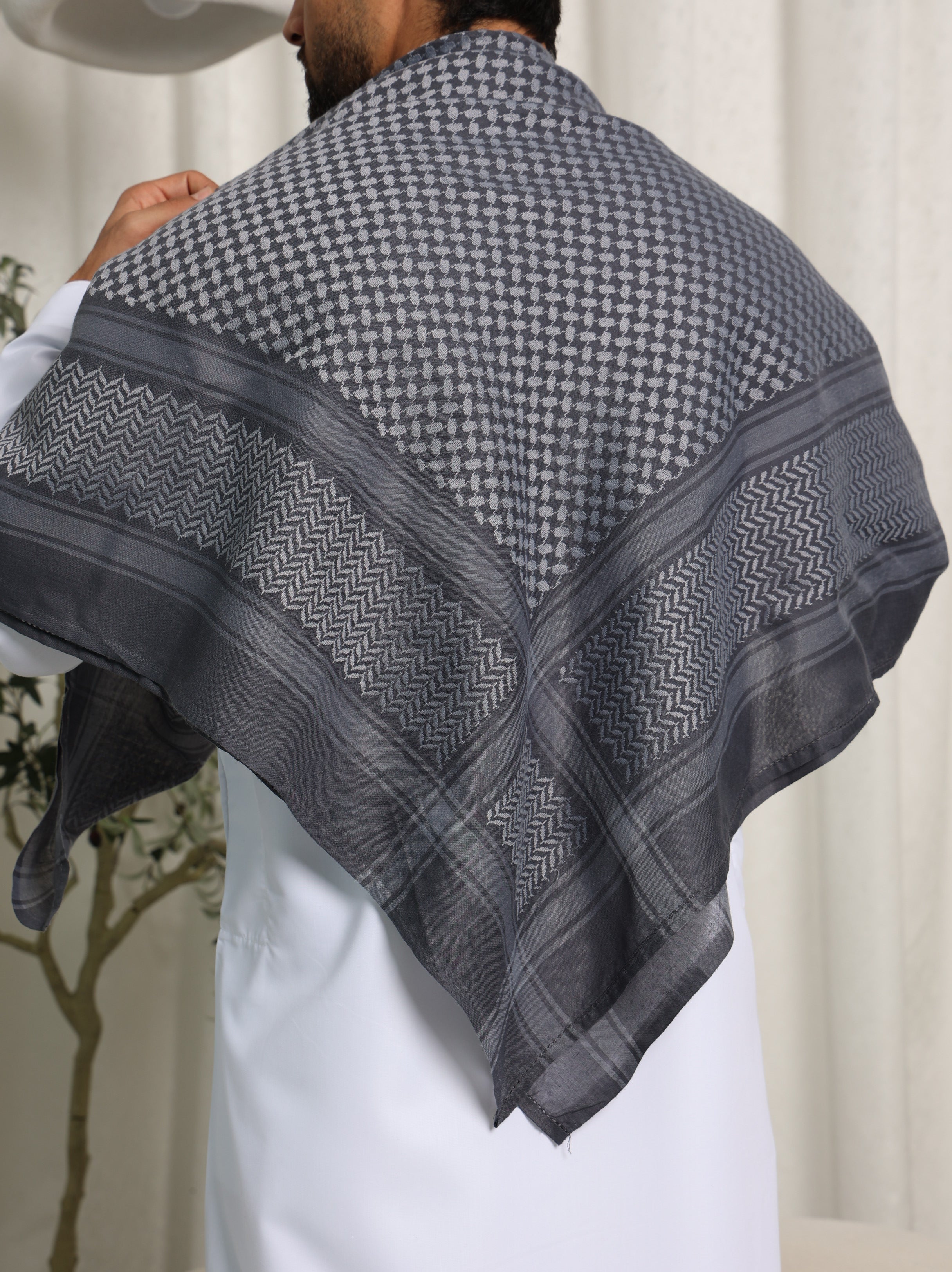 Grey Arab Shemagh