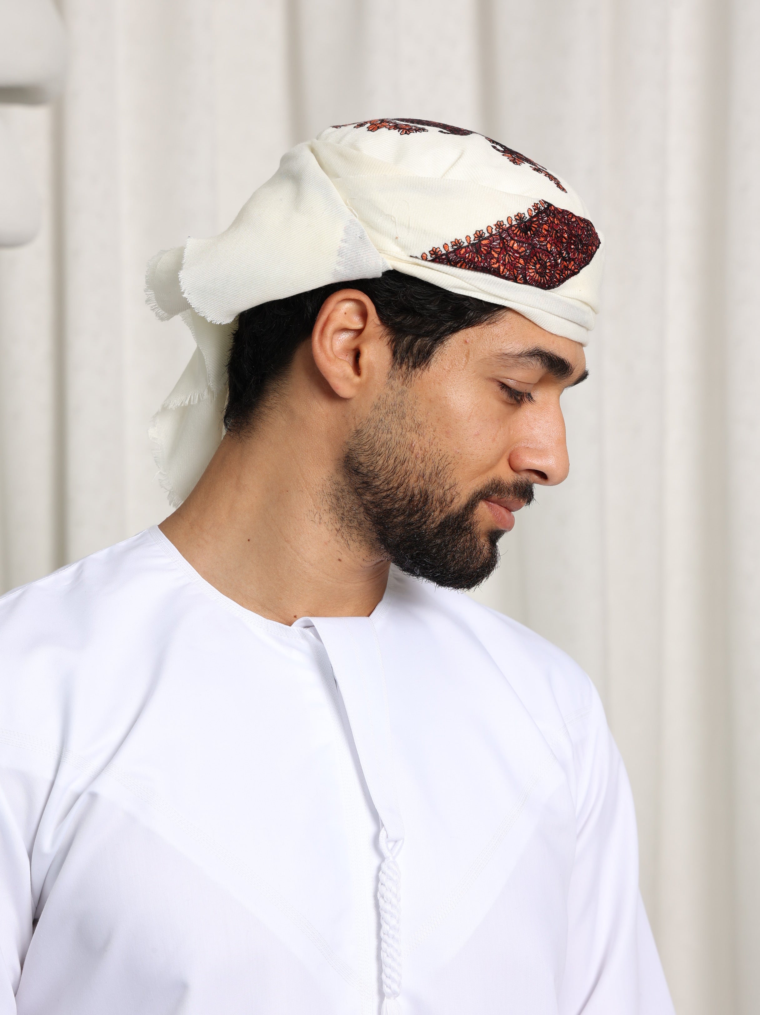 Ready Made Pre-Wrapped & Stitched Shemagh