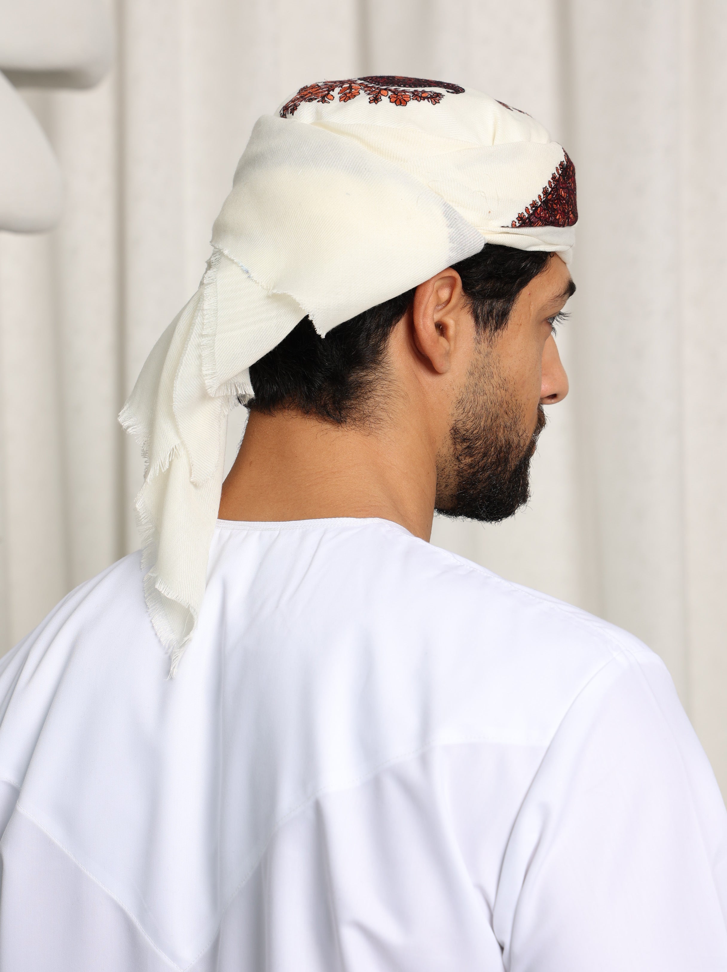 Mens Cream Ready Made Yemeni Shemagh
