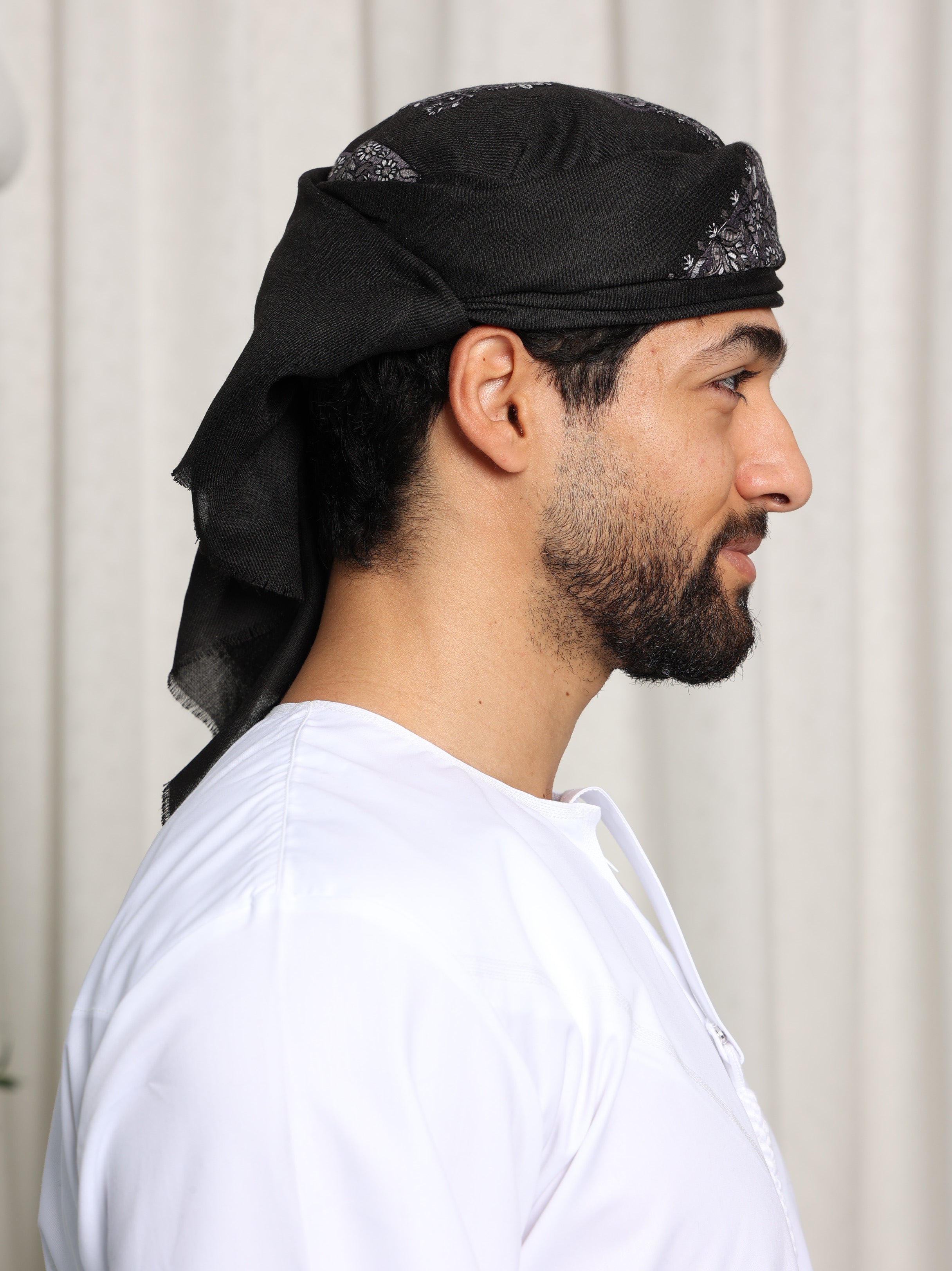 Mens Black Ready Made Yemeni Shemagh