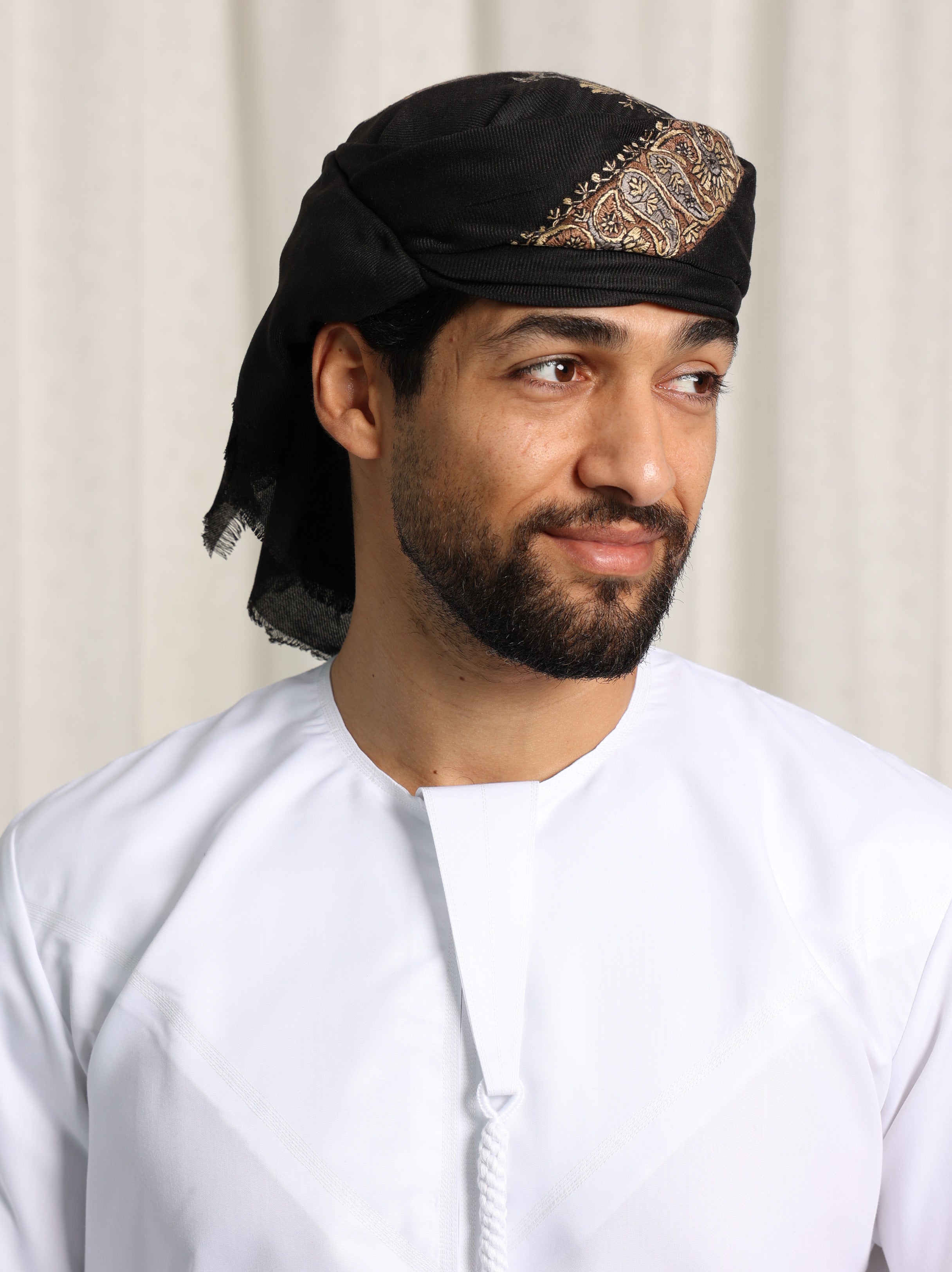 Mens Black Ready Made Yemeni Shemagh