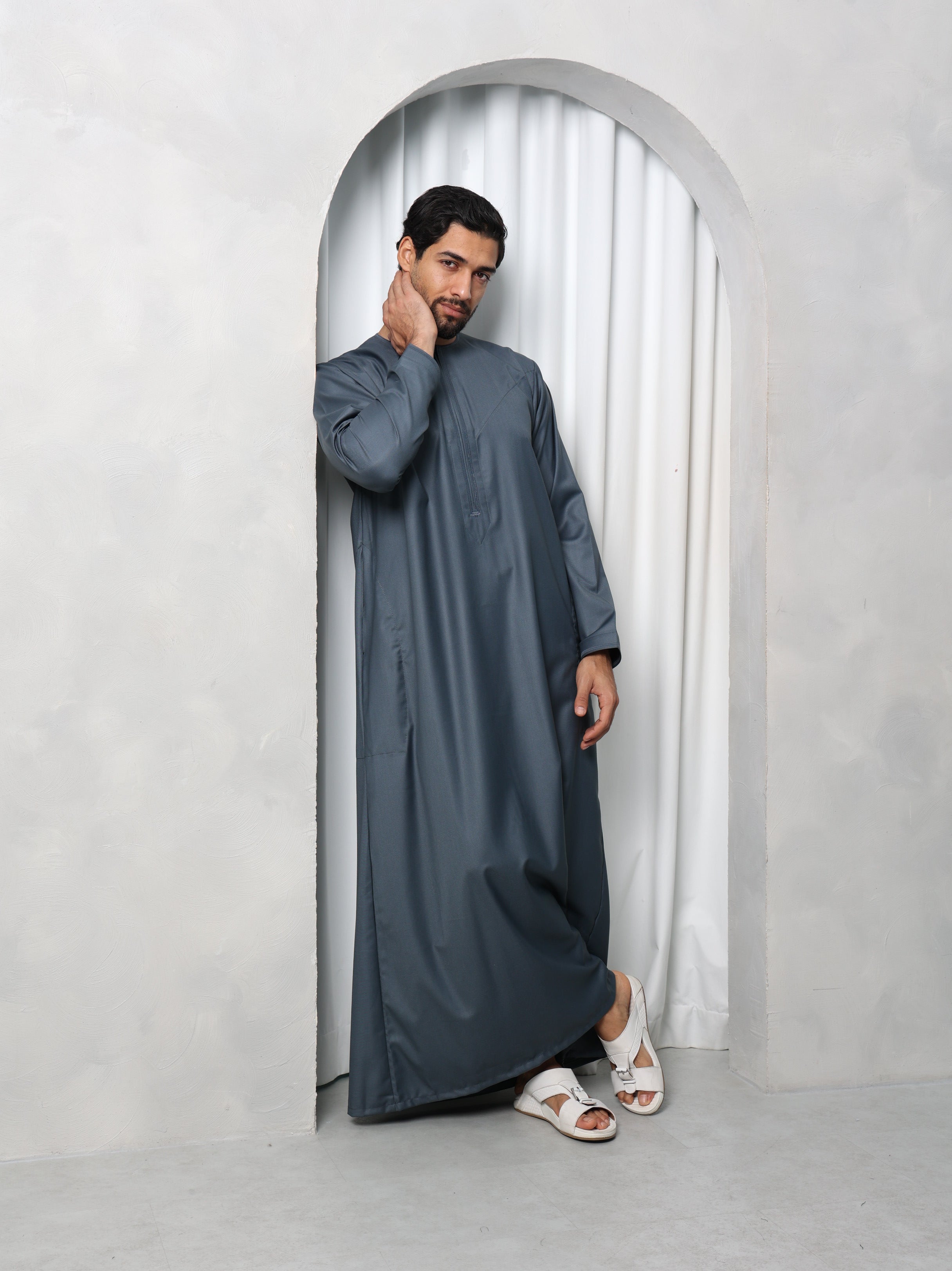 Grey Omani Thobe