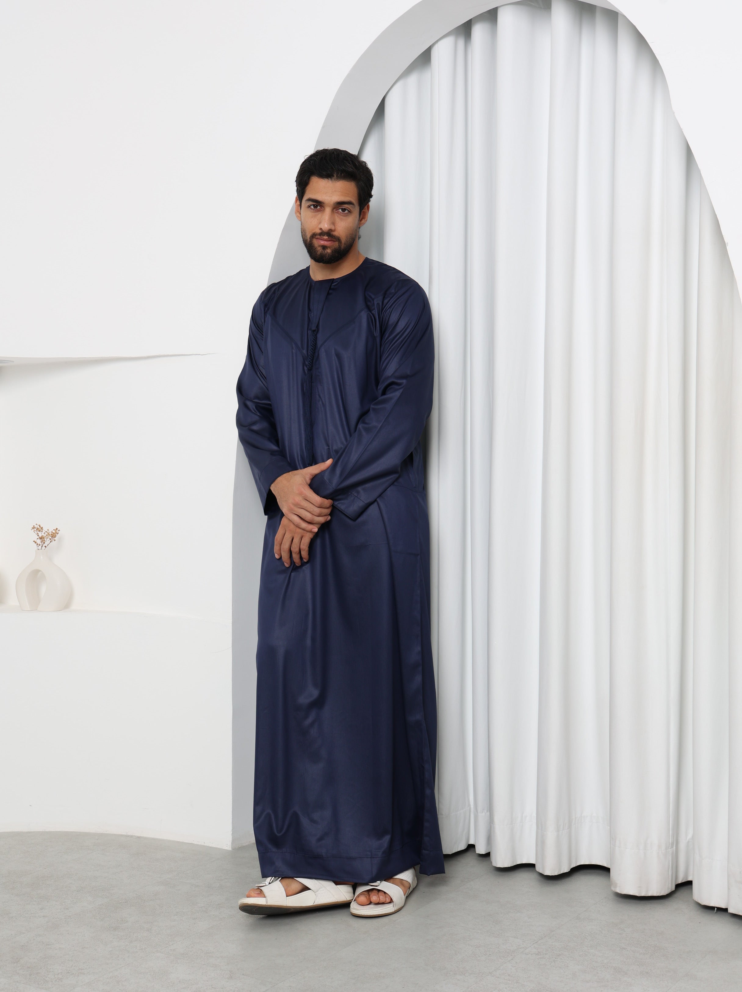 Navy Emirati Thobe