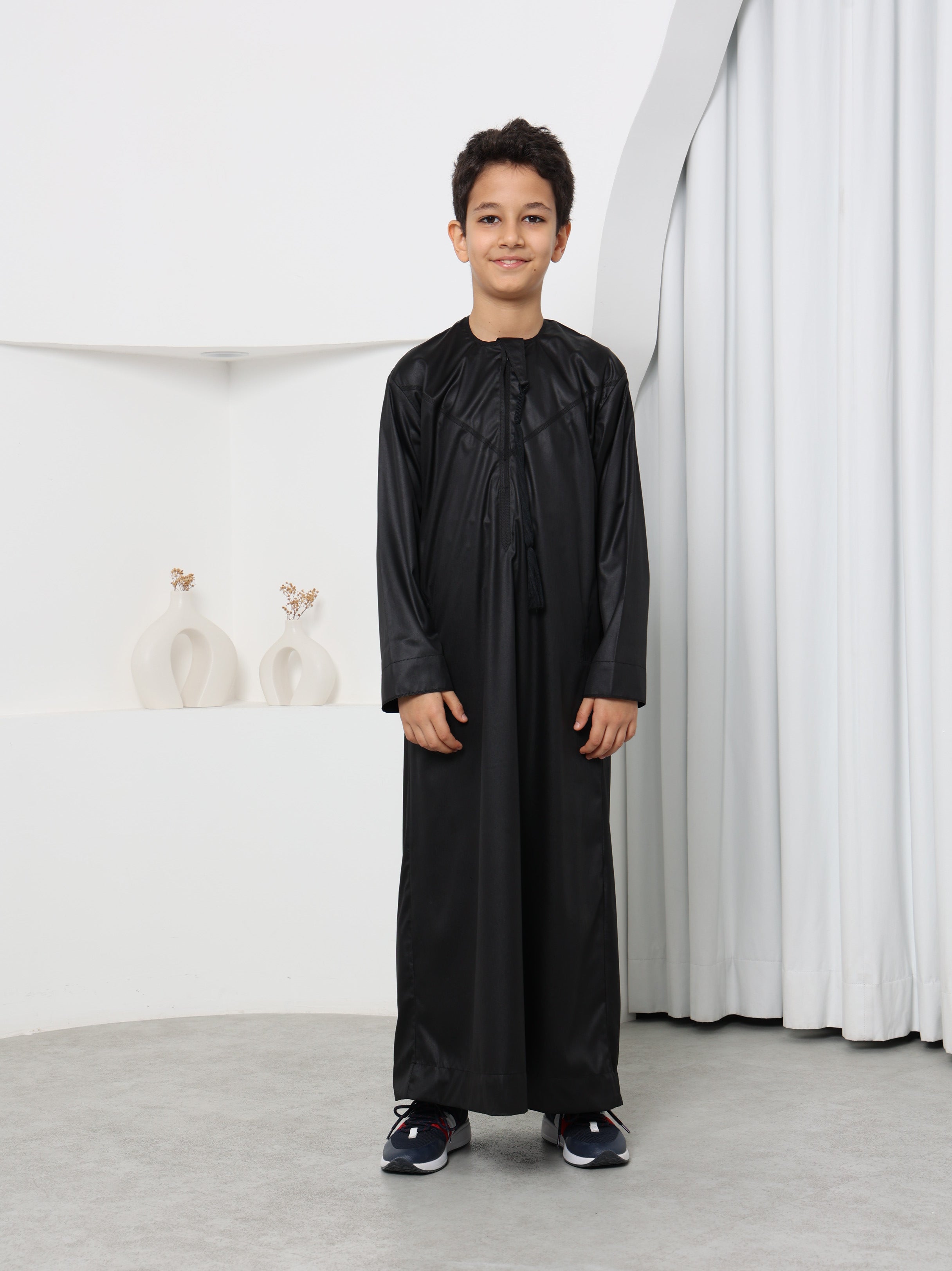 Kids Black Emirati Thobe