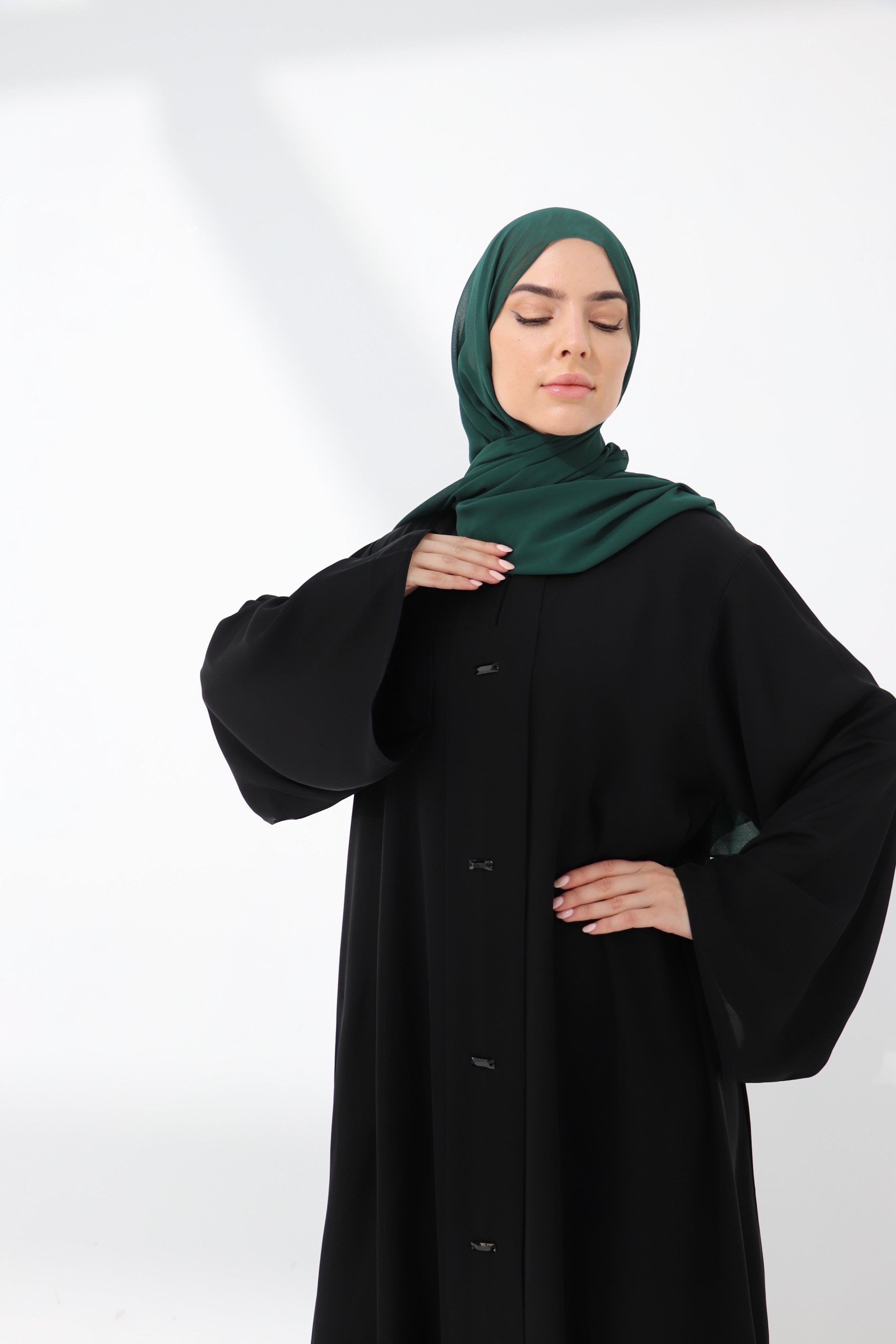 Black Stud Button Closed Abaya