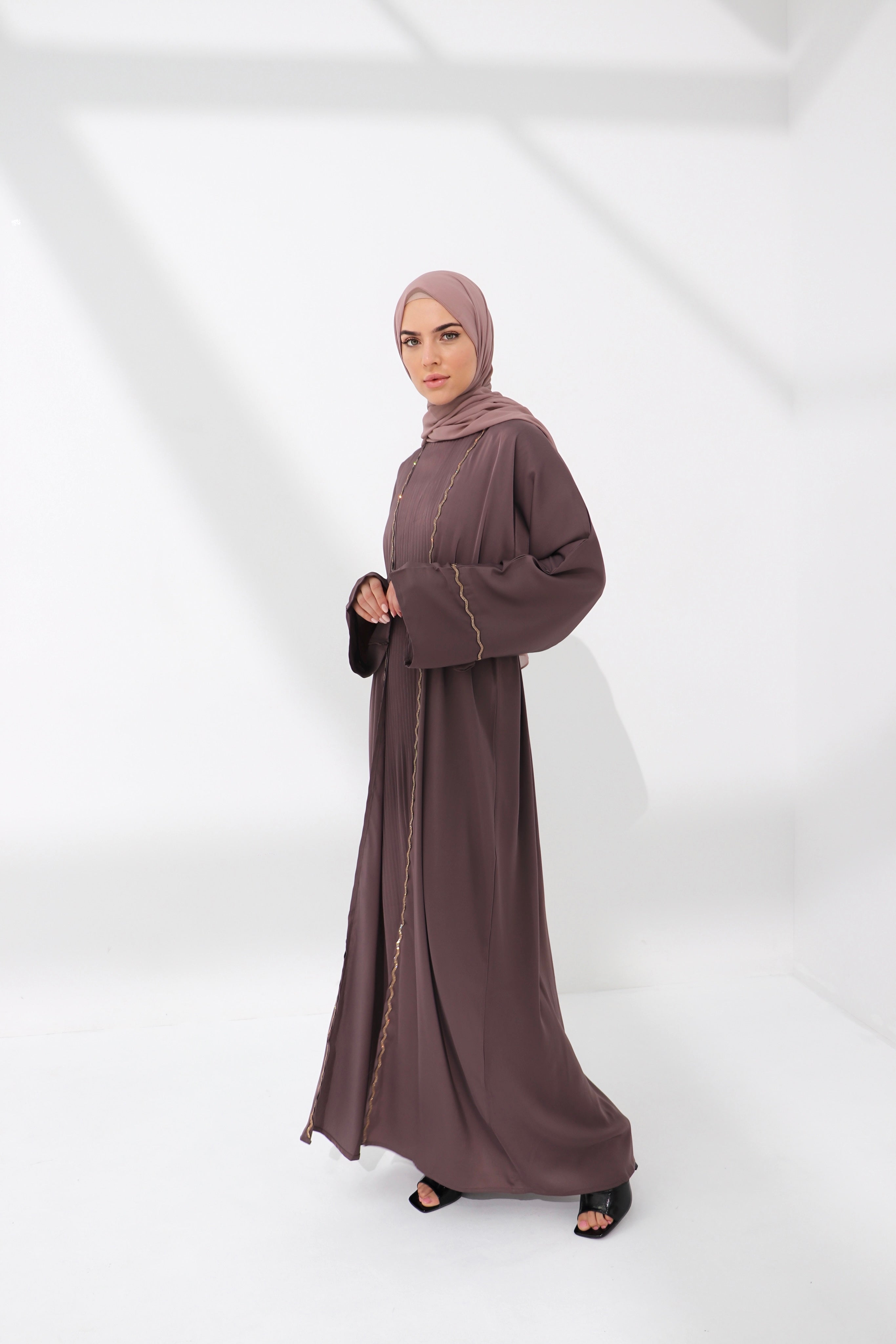 Mauve Embellished Open Abaya