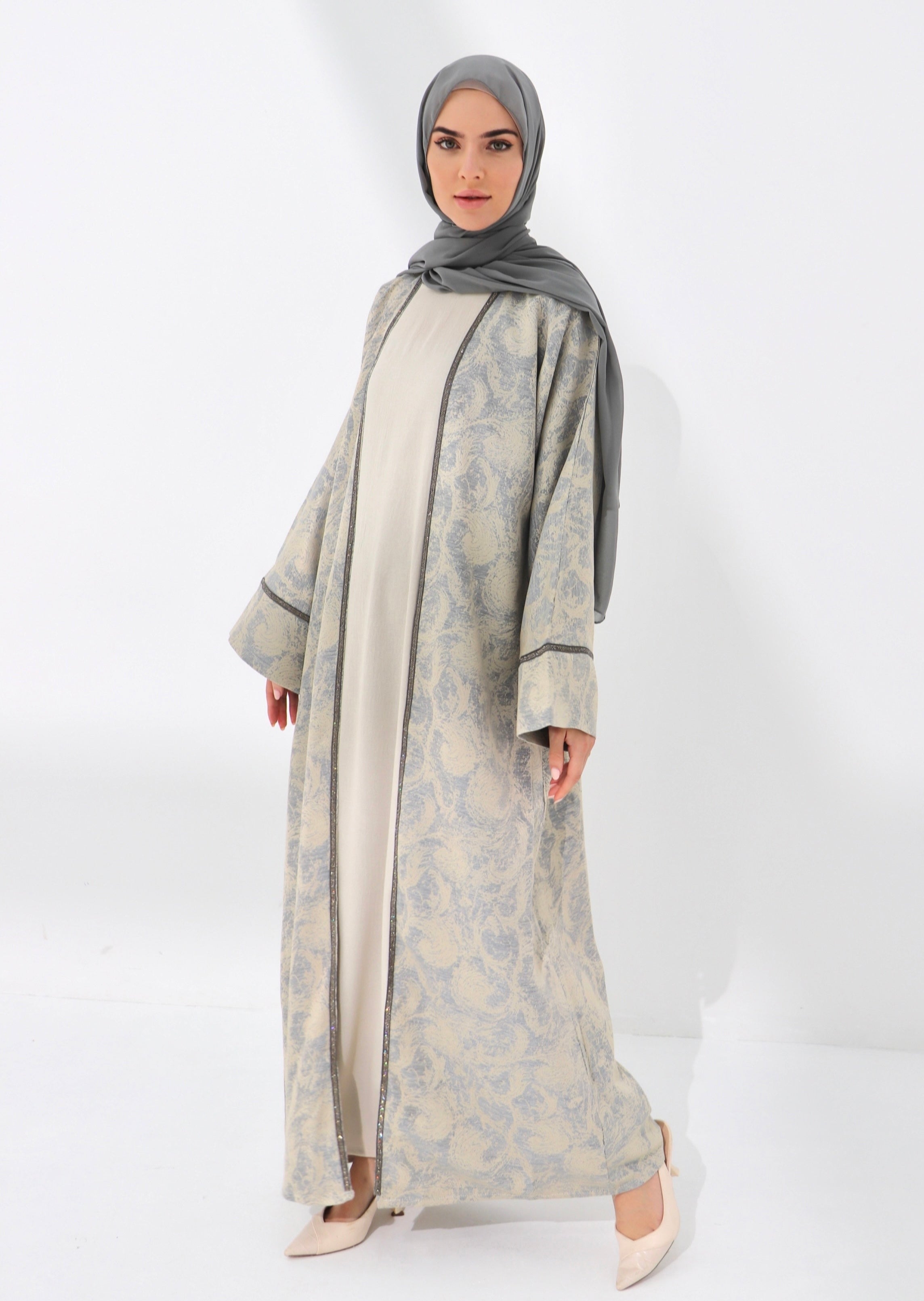 Cream Jacquard Textured Abaya