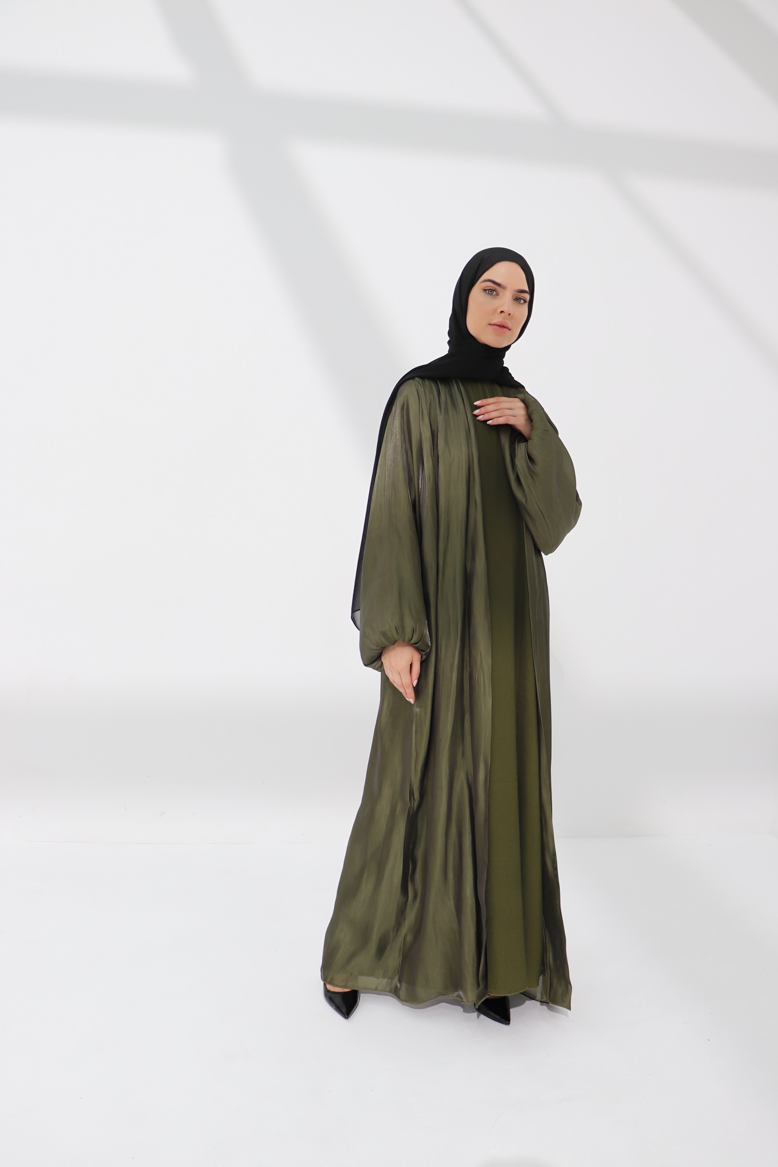 Green Balloon Sleeve Satin Abaya