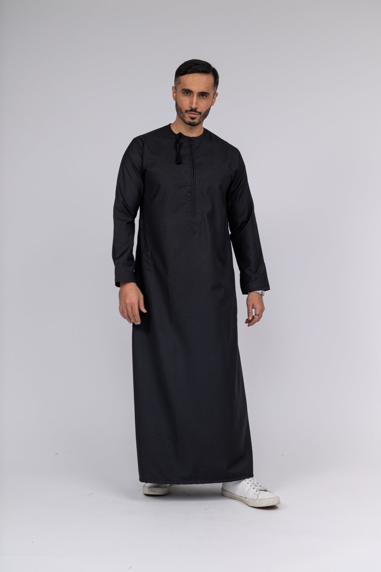 Black Omani Thobe