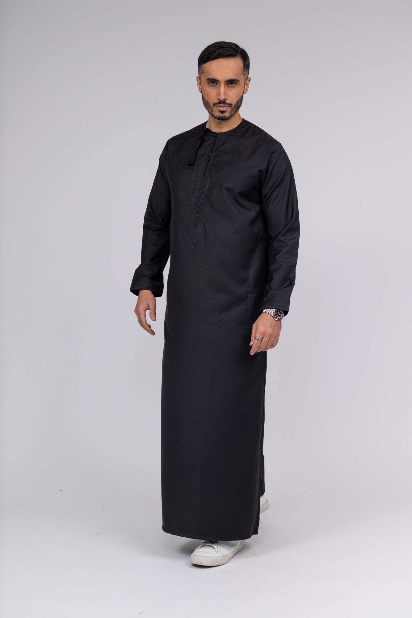 Black Omani Thobe