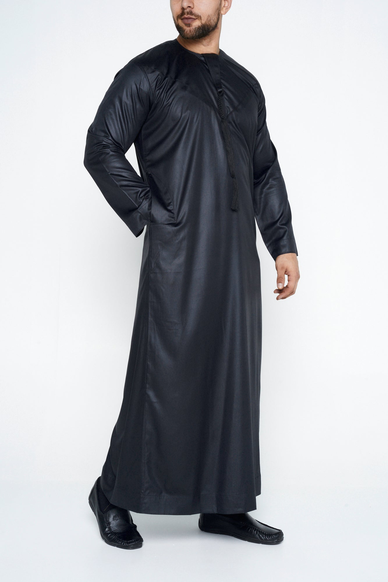 Black Emirati Thobe