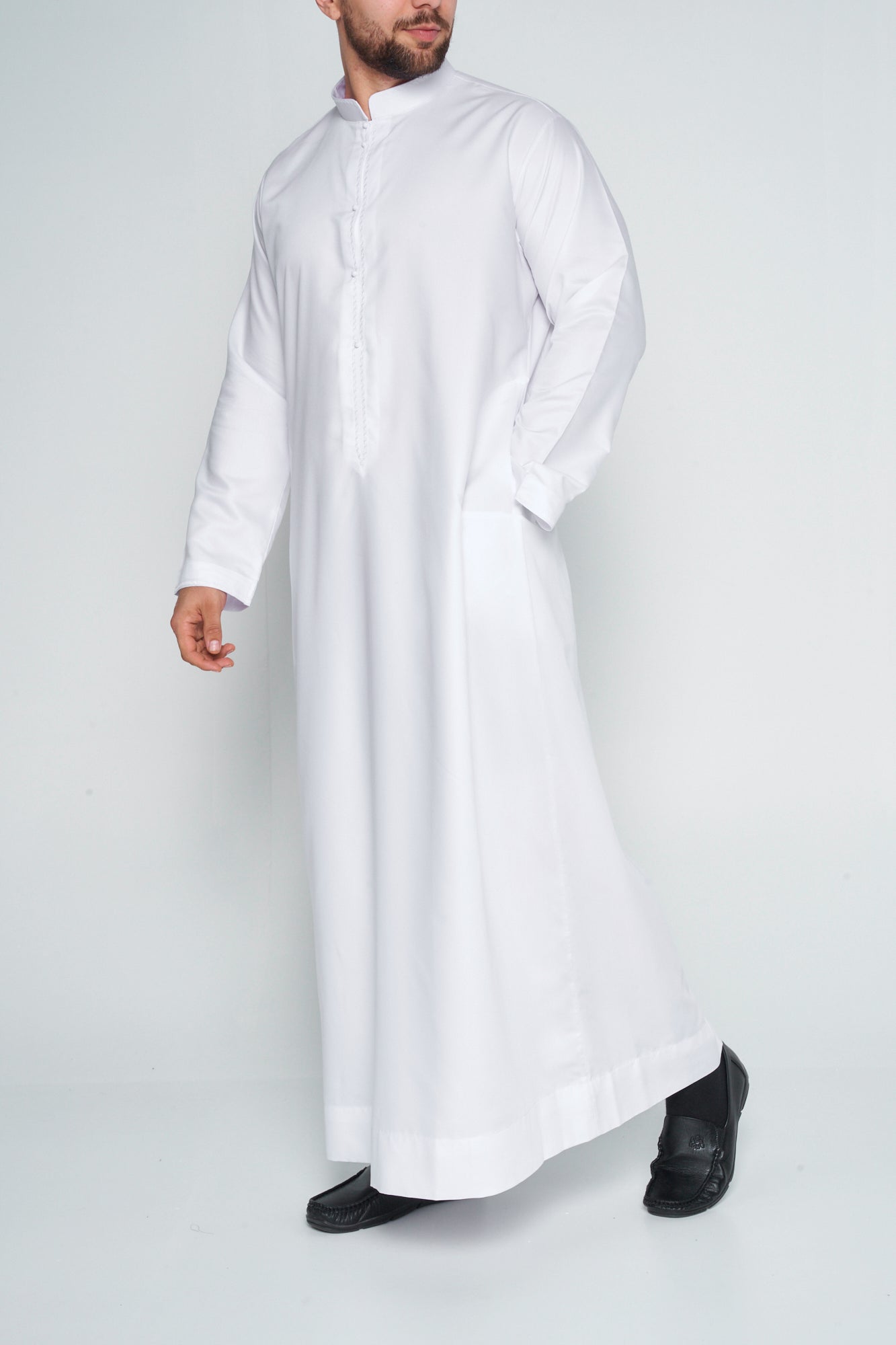 Royal White Bahraini Thobe