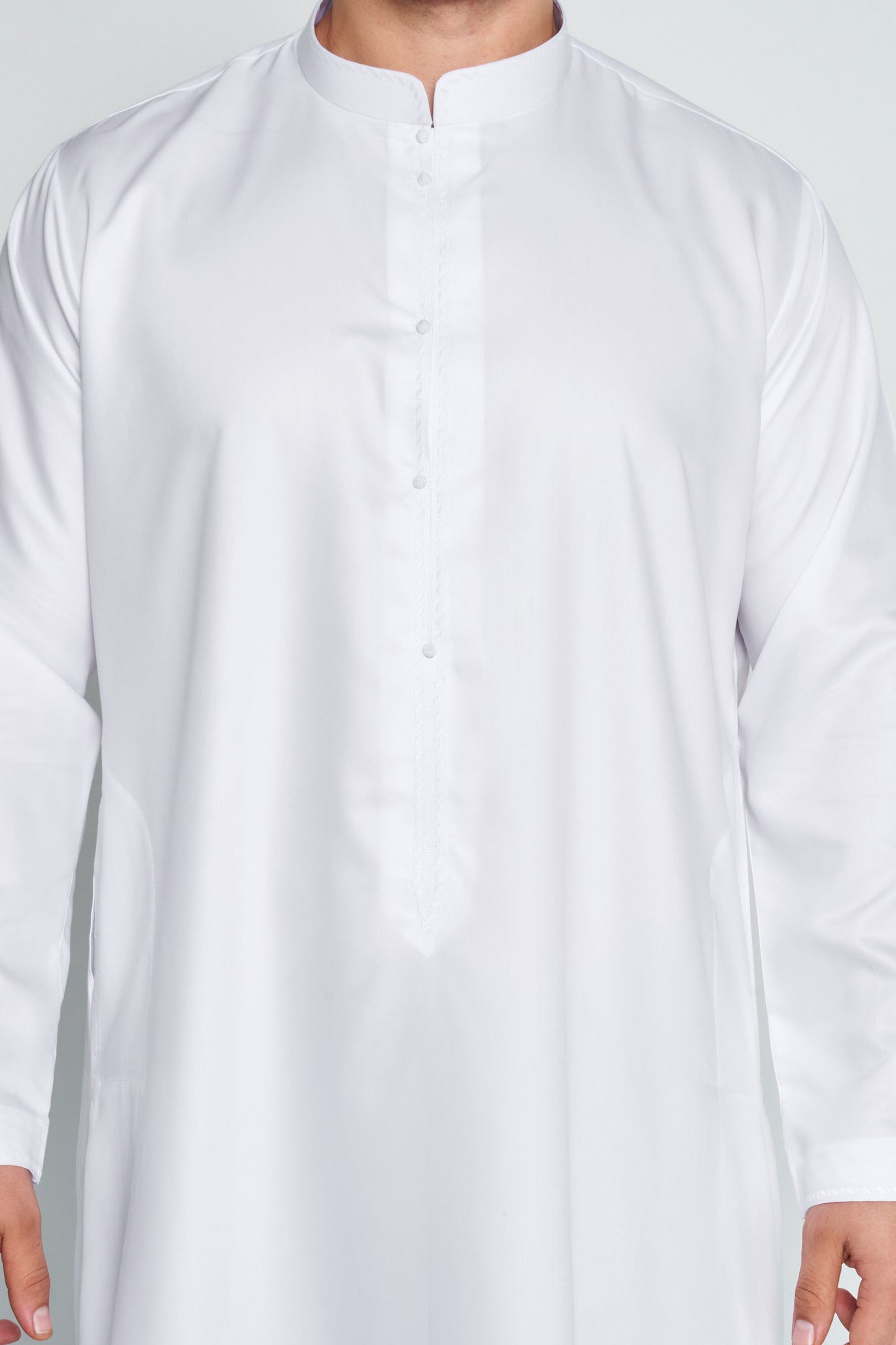 Royal White Bahraini Thobe