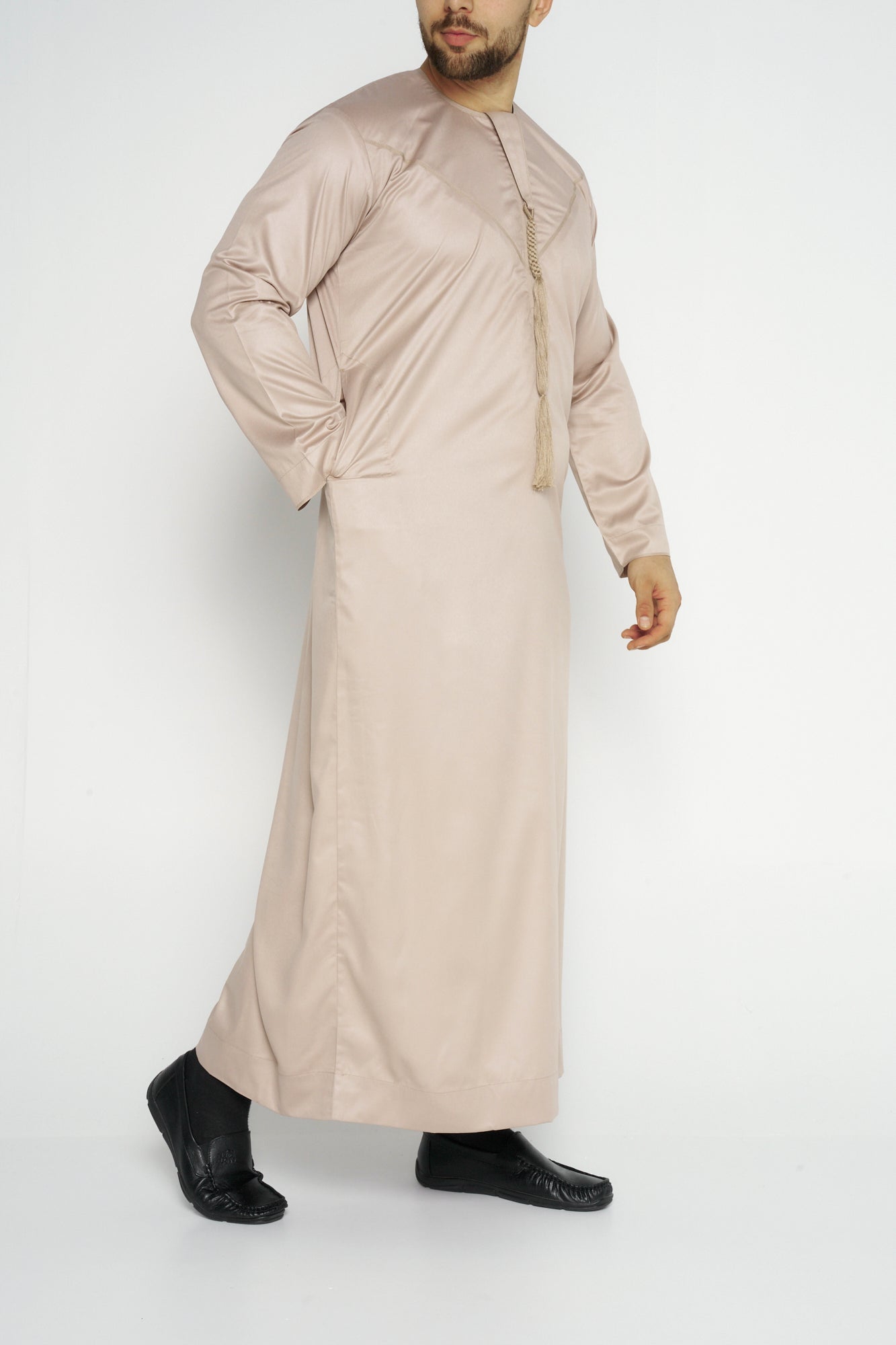 Desert Beige Emirati Thobe