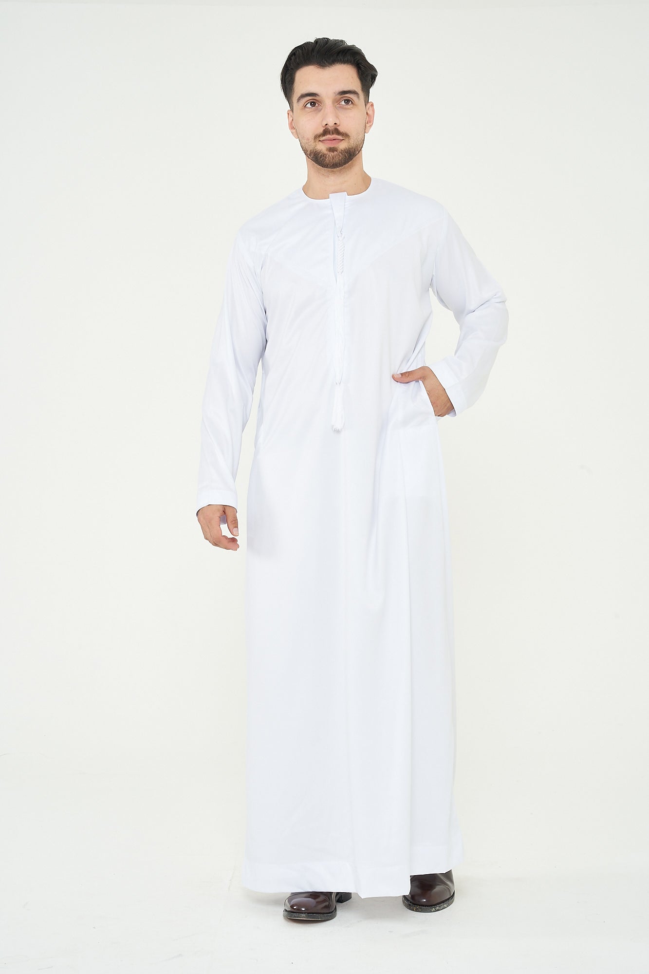 White Emirati Thobe